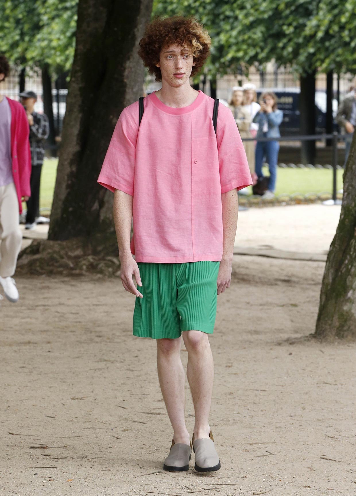 オムプリッセ 20SSコレクション着用 ⭐️132 5. ISSEY MIYAKE HOMME PLISSÉ ISSEY MIYAKE コレクション SPRING SUMMER 2020