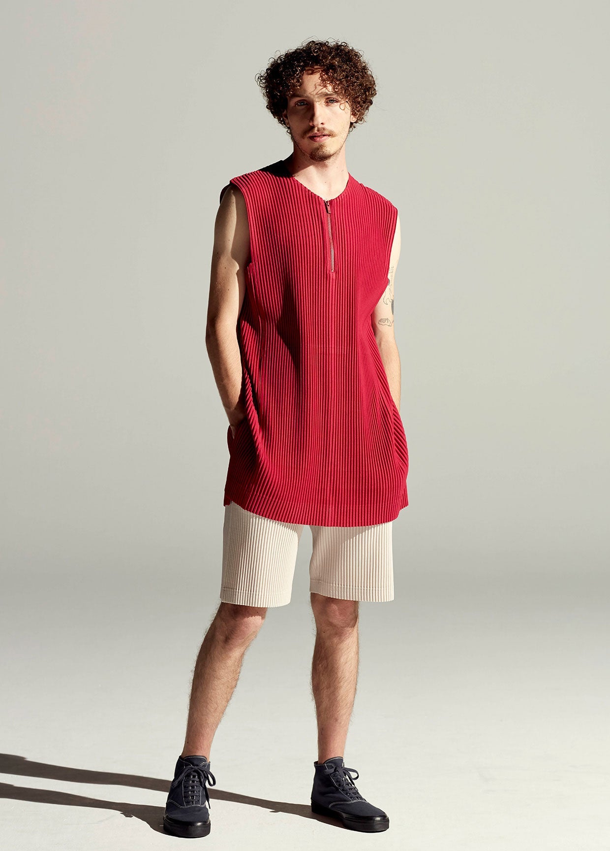 HOMME PLISSÉ ISSEY MIYAKE コレクション SPRING SUMMER 2022 HOMME PLISSÉ ISSEY MIYAKE コレクション SPRING SUMMER 2022