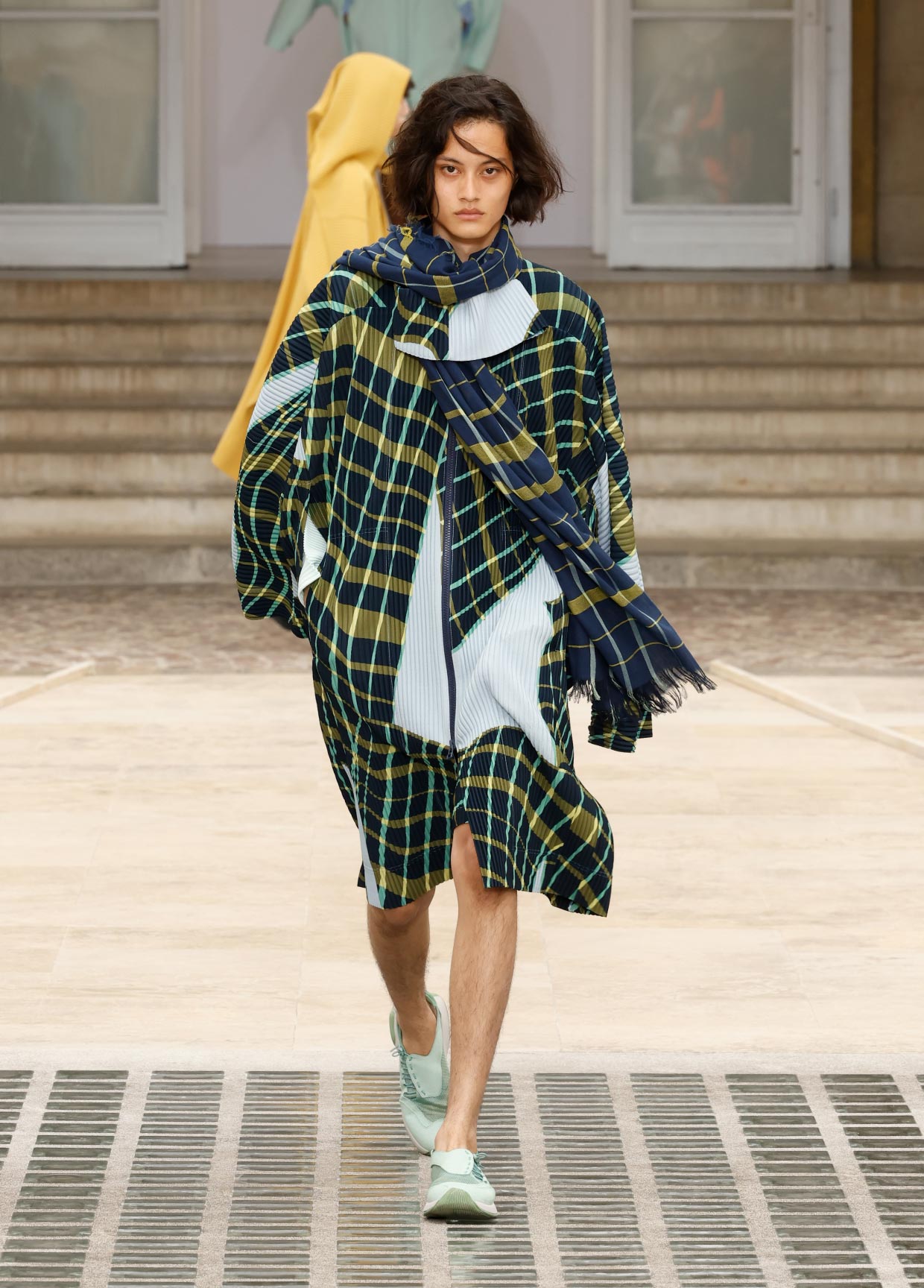 HOMME PLISSÉ ISSEY MIYAKE コレクション SPRING SUMMER 2025 – isseymiyake.com