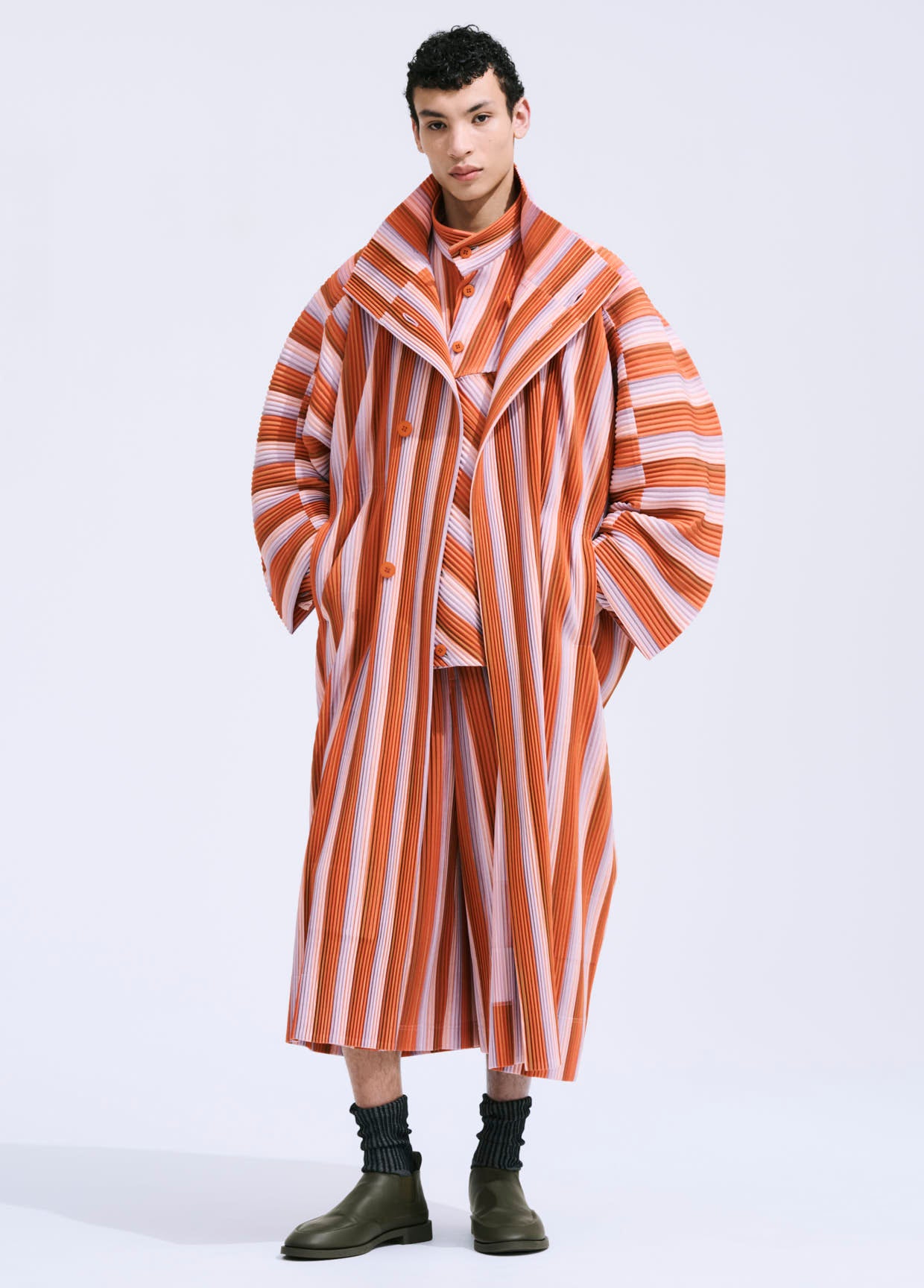 HOMME PLISSÉ ISSEY MIYAKE コート hp93jd213 HOMME PLISSÉ ISSEY