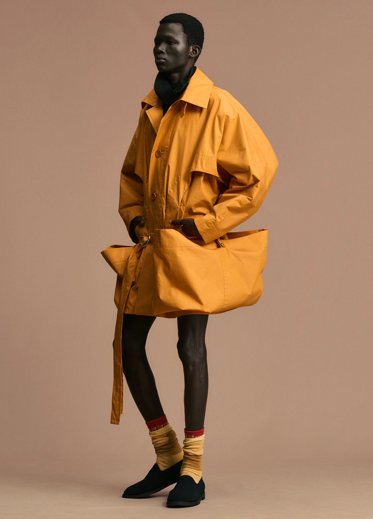 HOMME PLISSÉ ISSEY MIYAKE ルック – isseymiyake.com