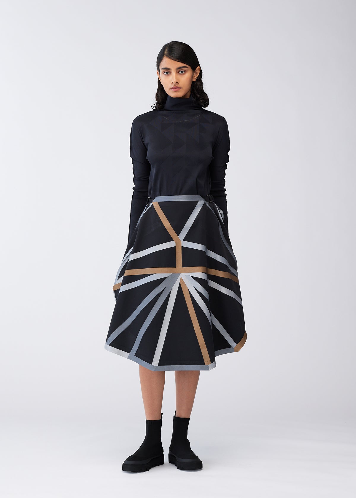 DIMENSIONS – isseymiyake.com 