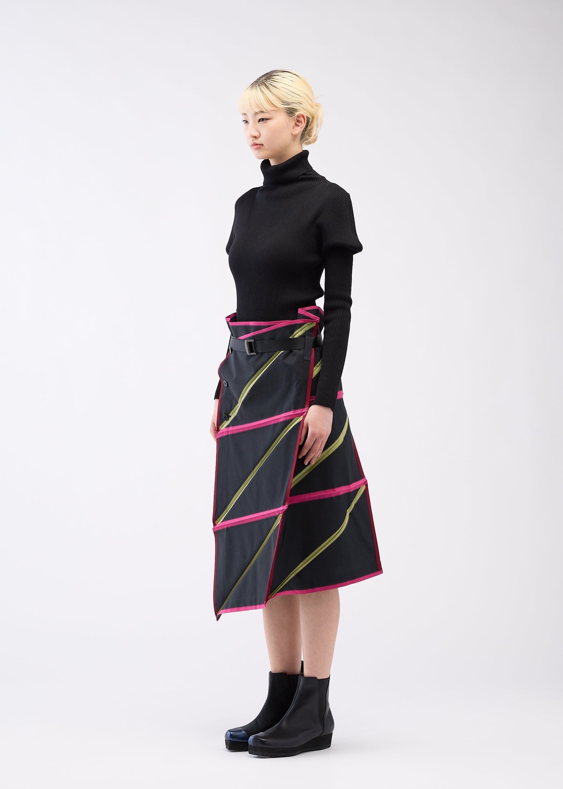 NO.5 JACQUARD、ウィメンズ_スカート、着用画像2