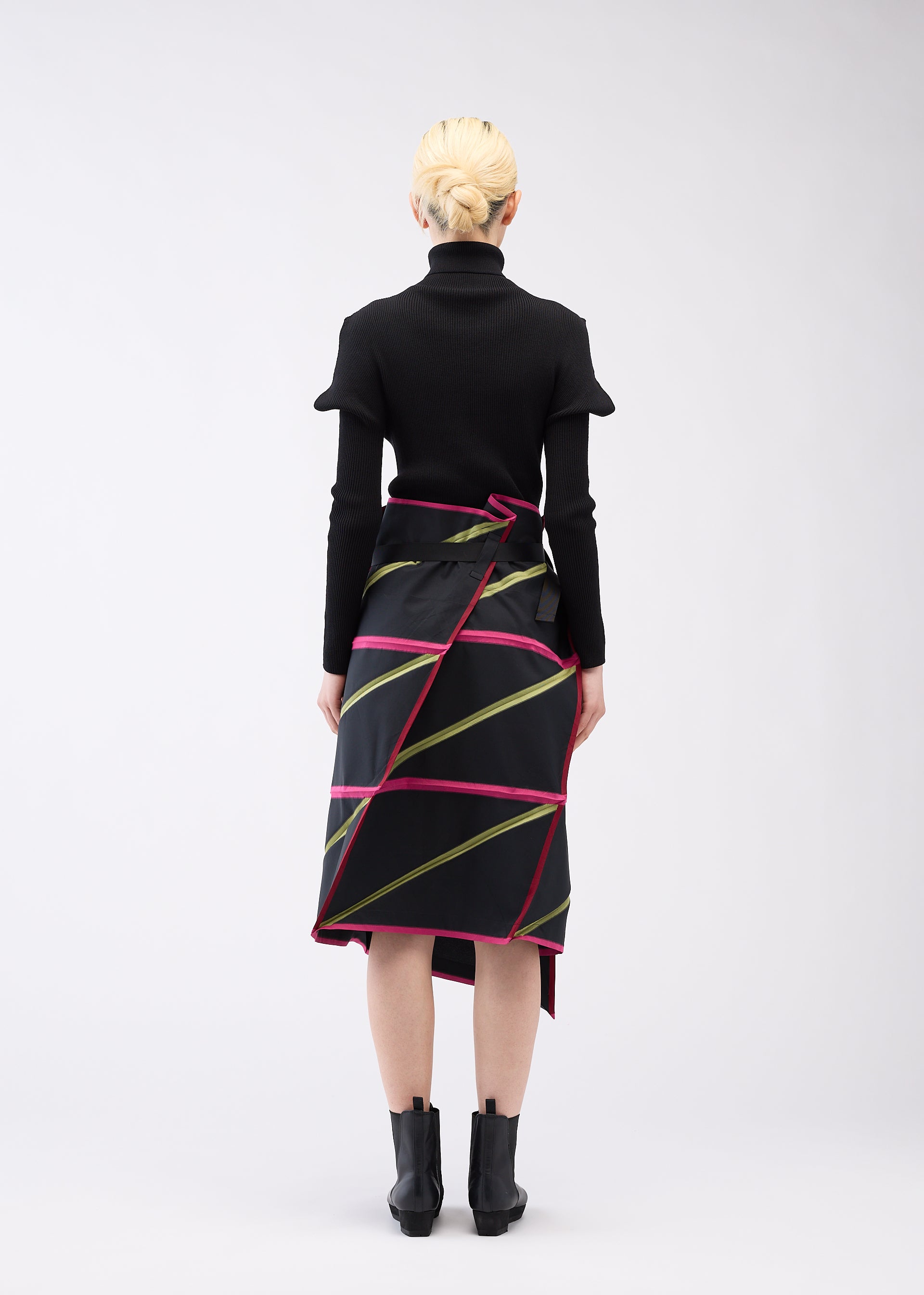 NO.5 JACQUARD、ウィメンズ_スカート、着用画像3
