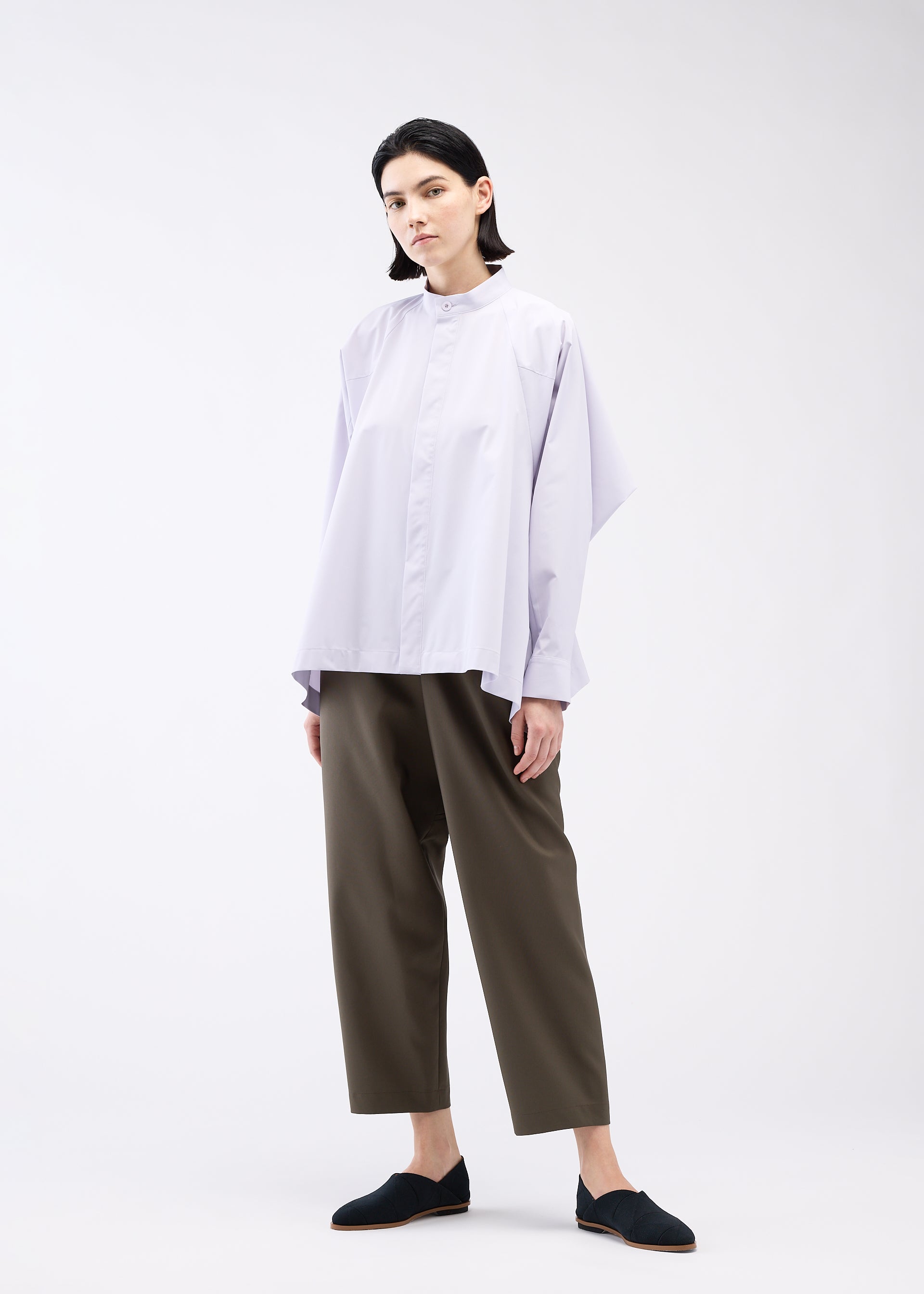 TRAPEZOID SHIRT、ウィメンズ_トップス_シャツ、着用画像1