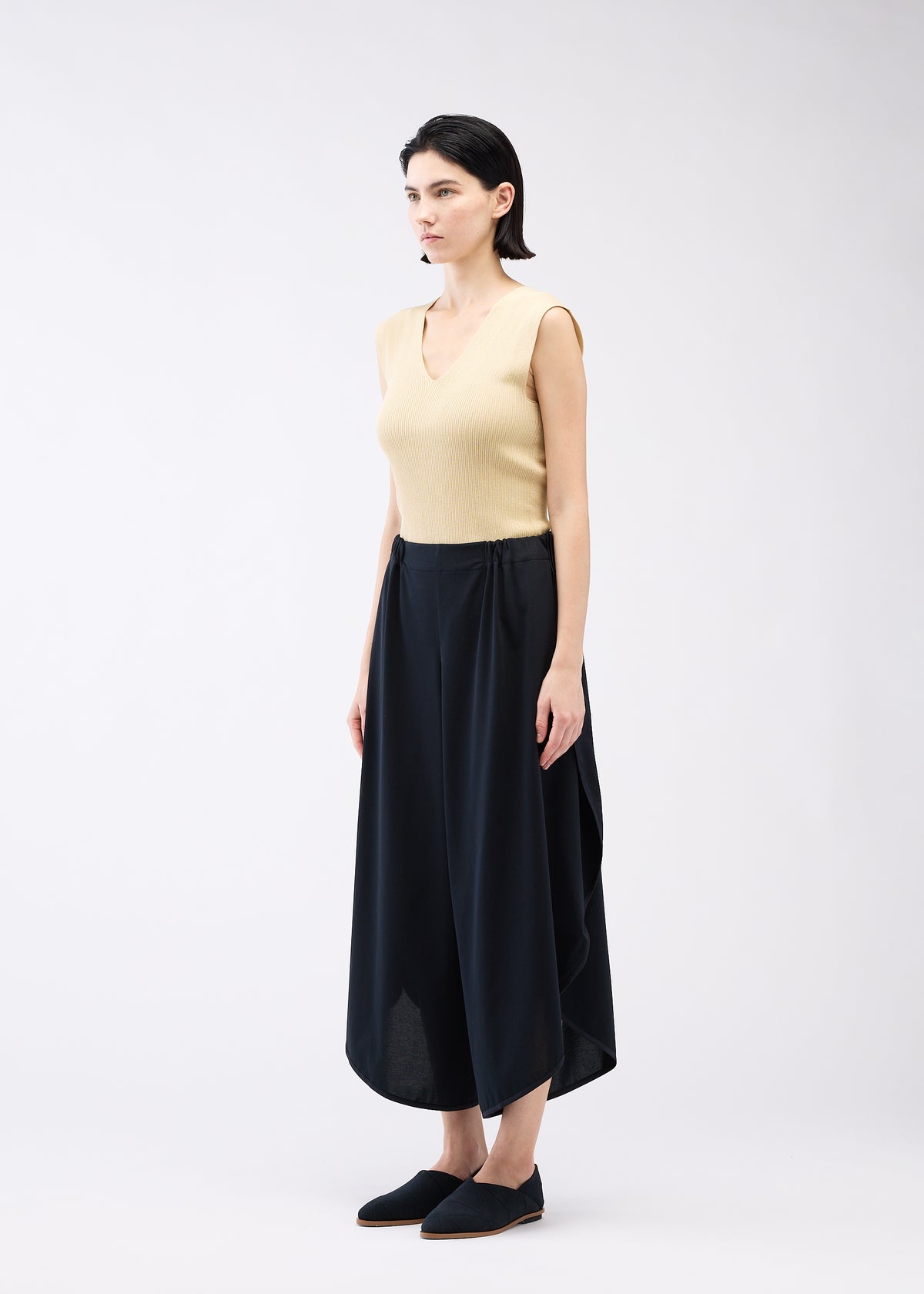 ARC JERSEY、ウィメンズ_パンツ、着用画像2