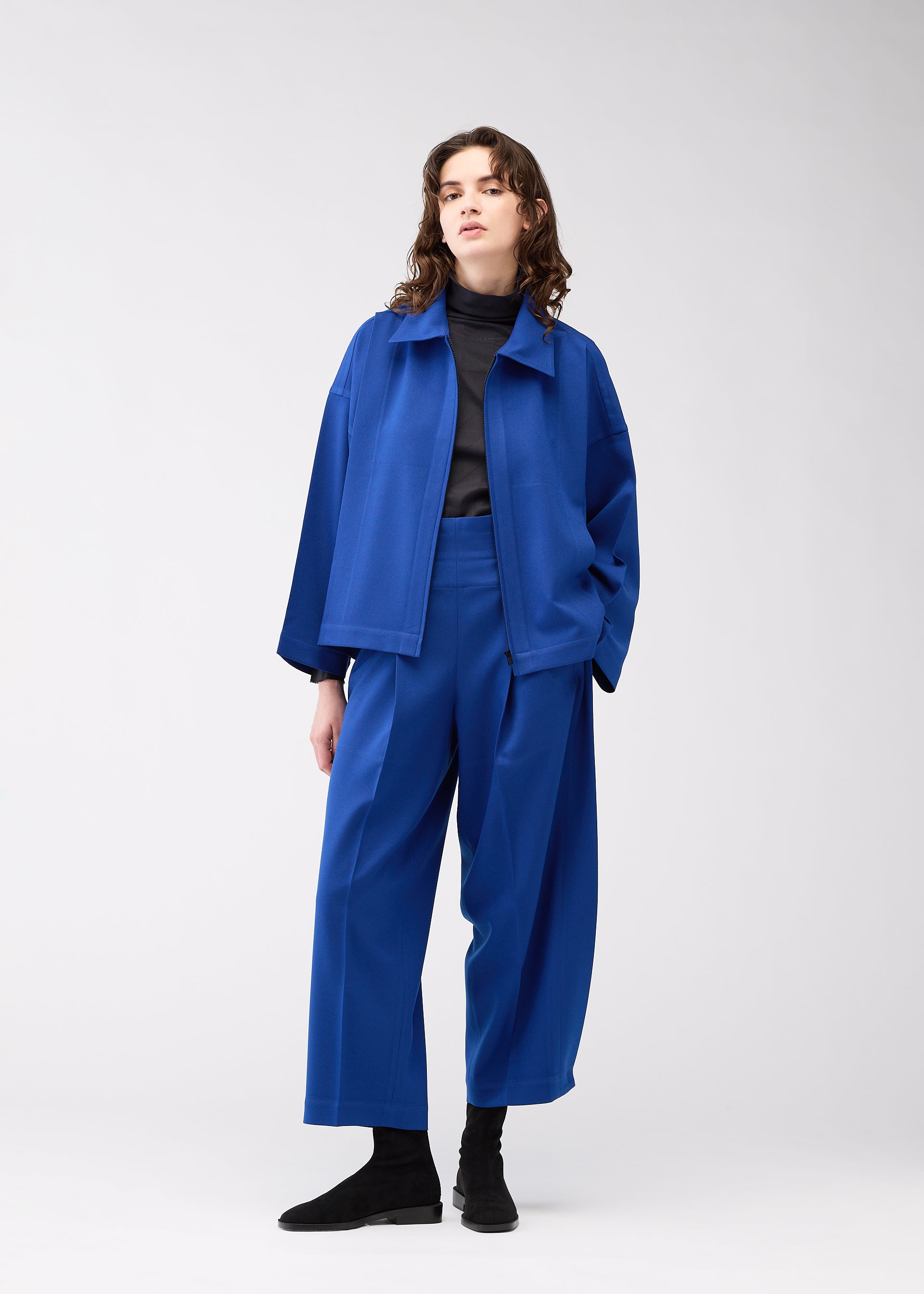 WOOL LIKE FLAT TUCK – isseymiyake.com