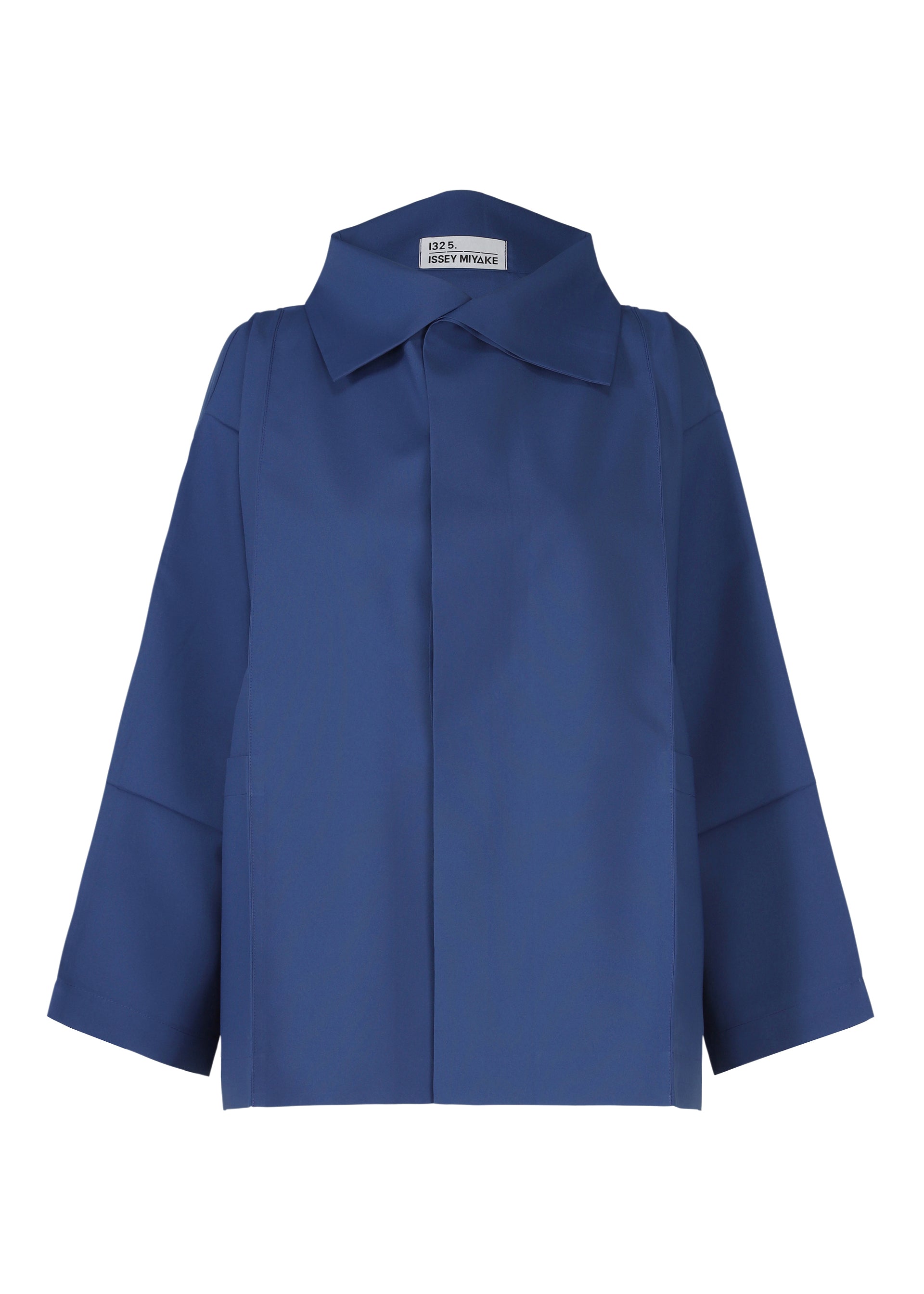 132 5. FLAT 2 – isseymiyake.com