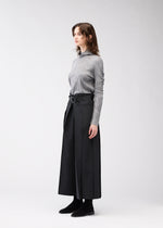 FLAT SIDE FOLD、ウィメンズ_パンツ、着用画像2