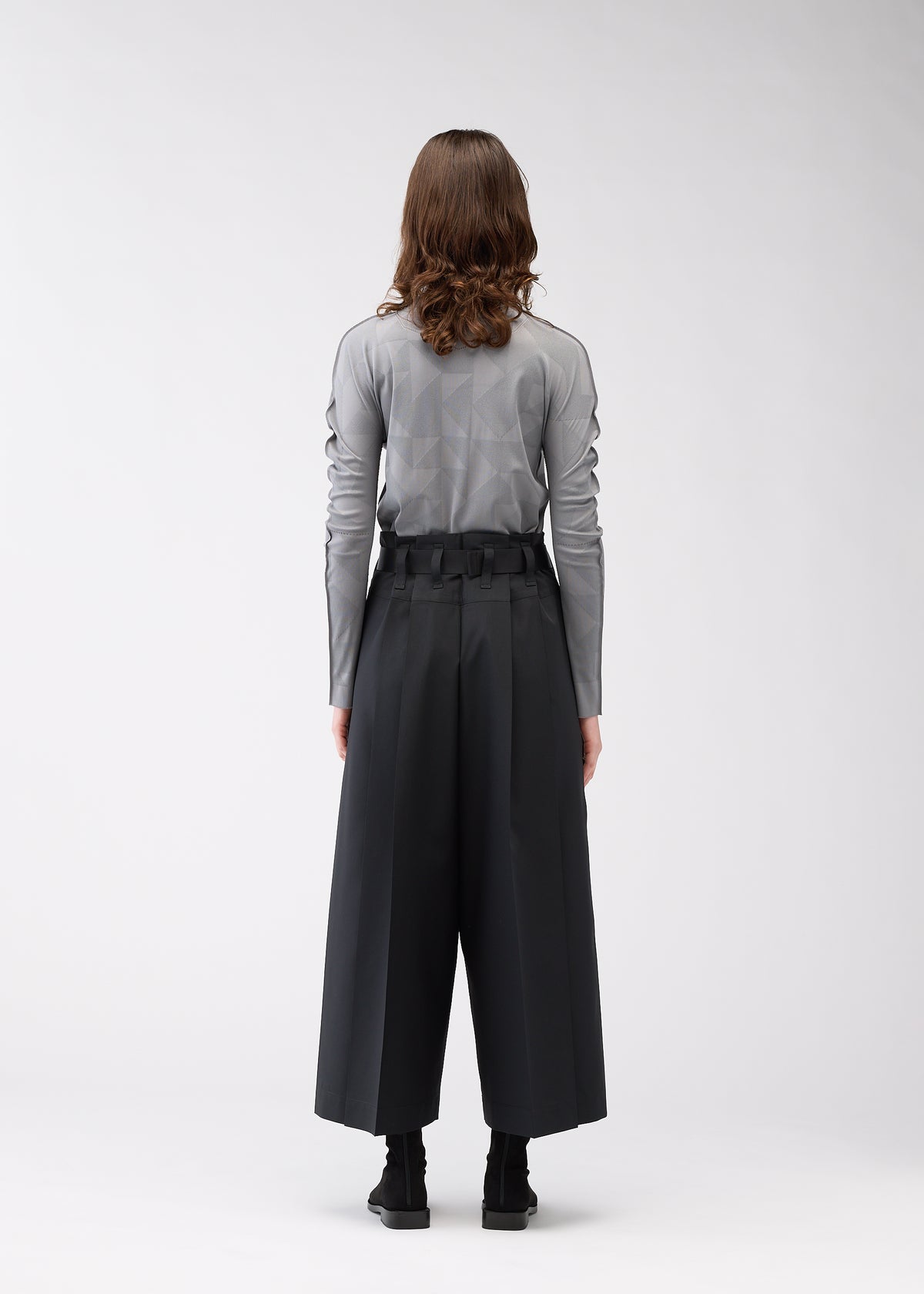 FLAT SIDE FOLD、ウィメンズ_パンツ、着用画像3