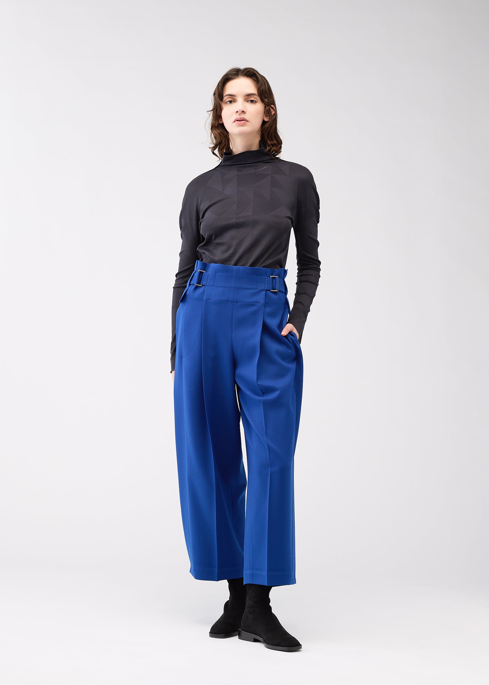 WOOL LIKE FLAT TUCK – isseymiyake.com