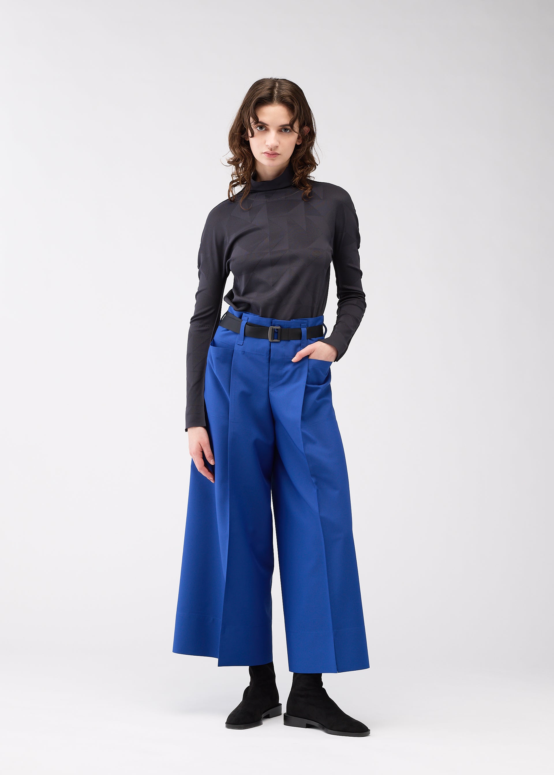 132 5. FLAT 2 – isseymiyake.com