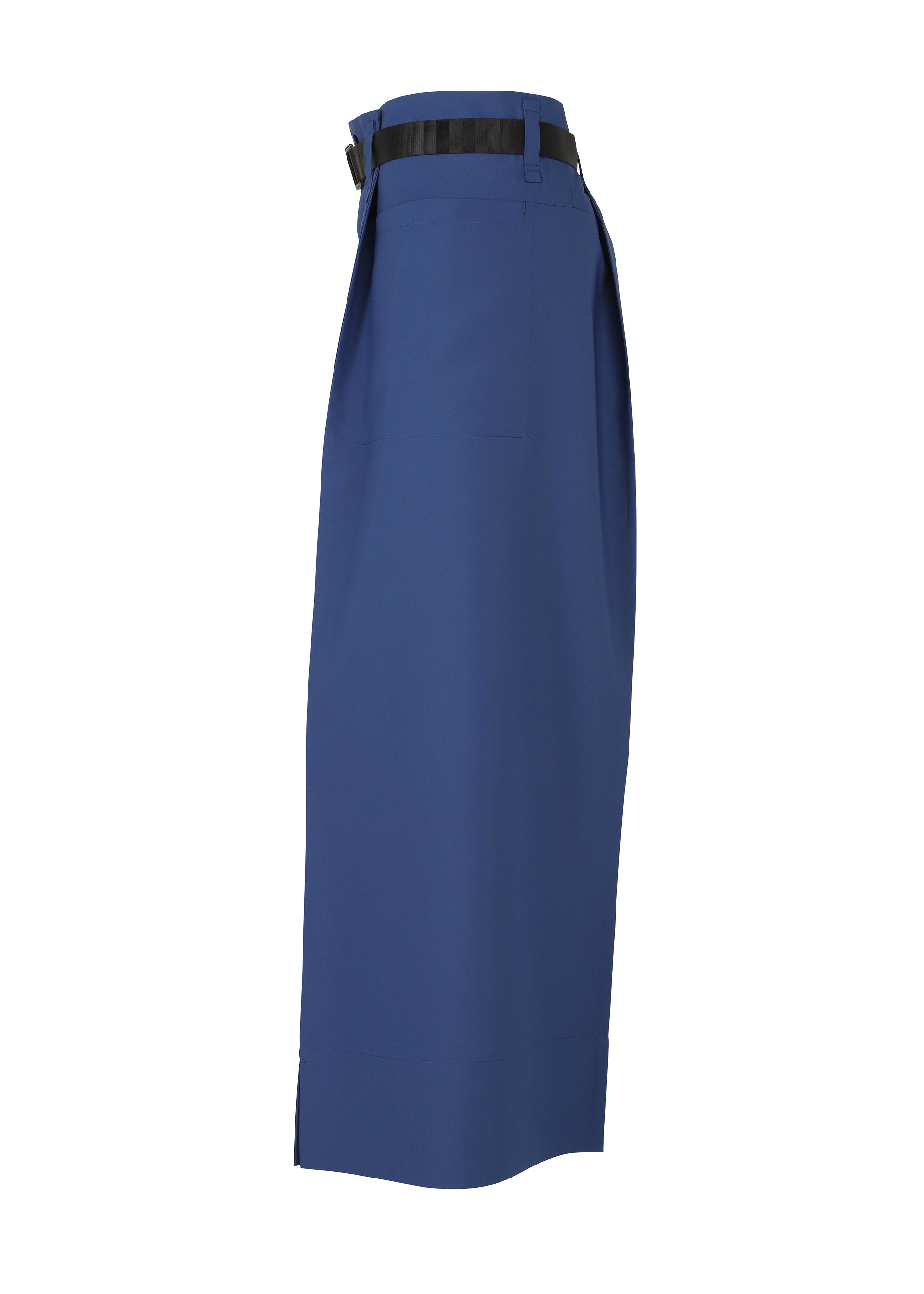 132 5. FLAT 2 – isseymiyake.com