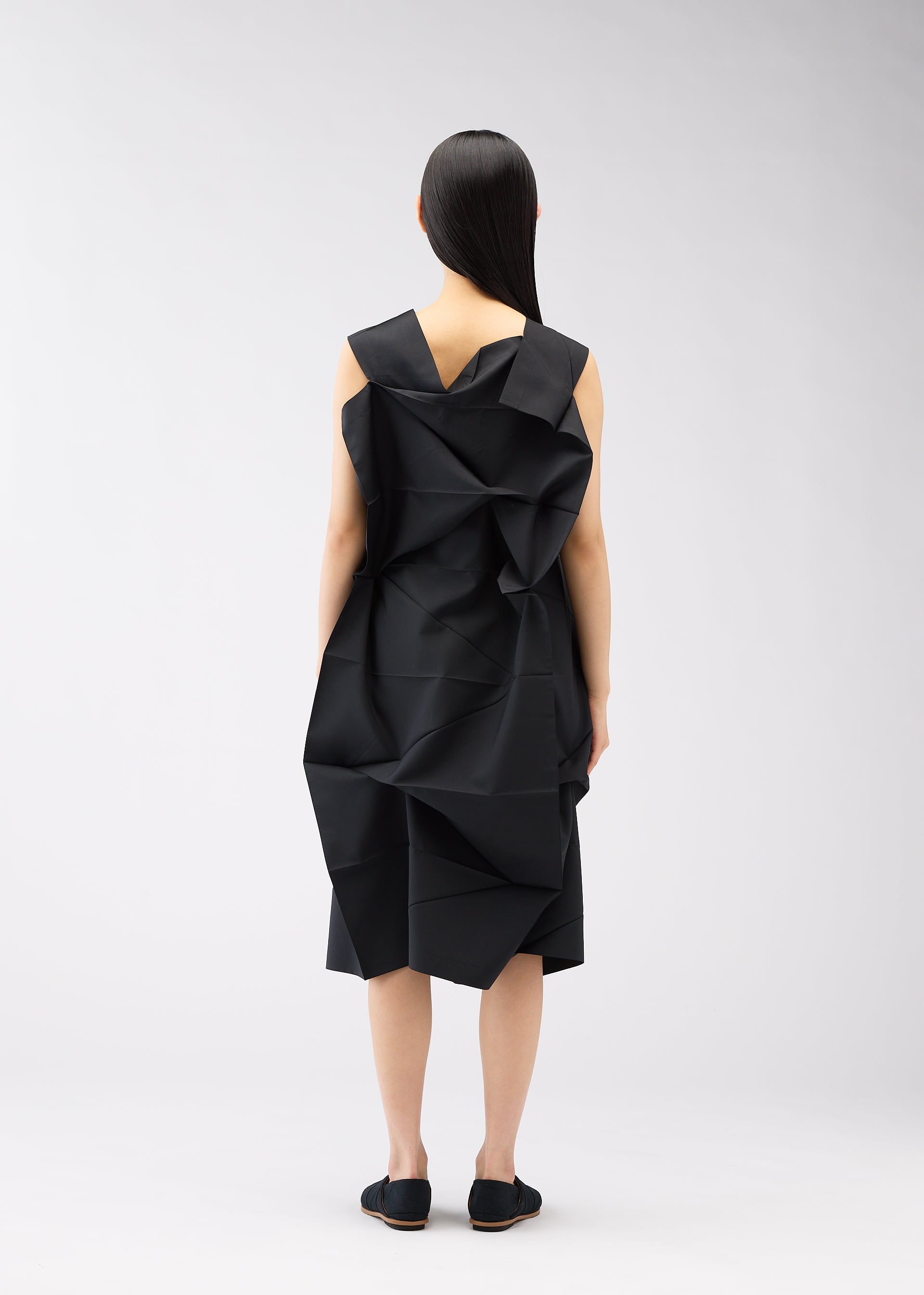 NO.2 – isseymiyake.com