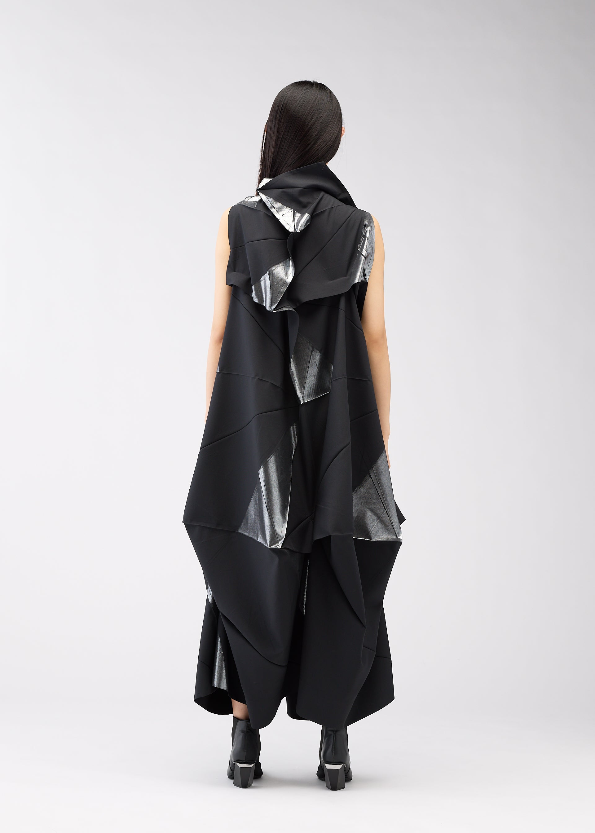 ほい NO.16 FOIL – isseymiyake.com