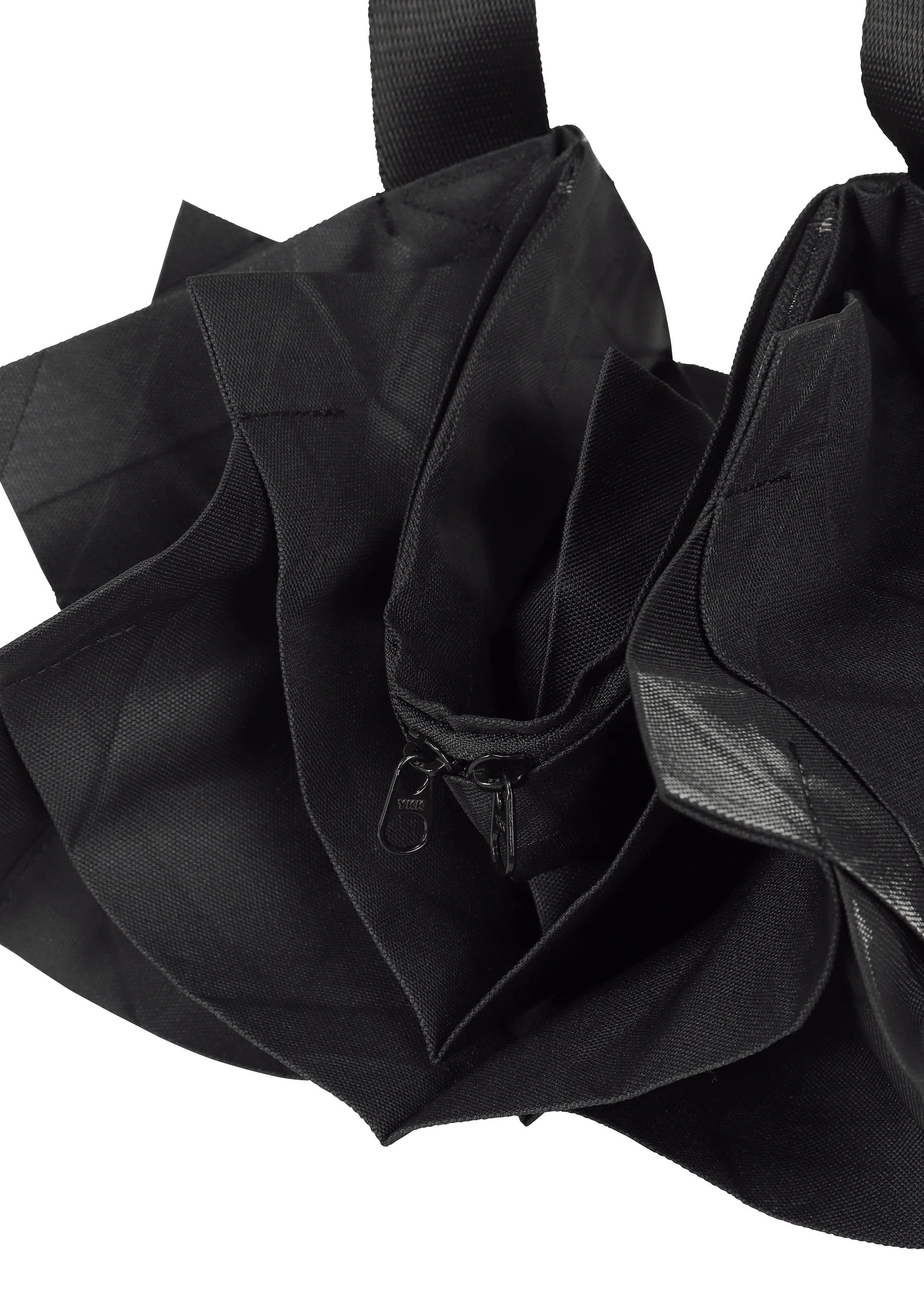 132 5. STANDARD BAG – isseymiyake.com