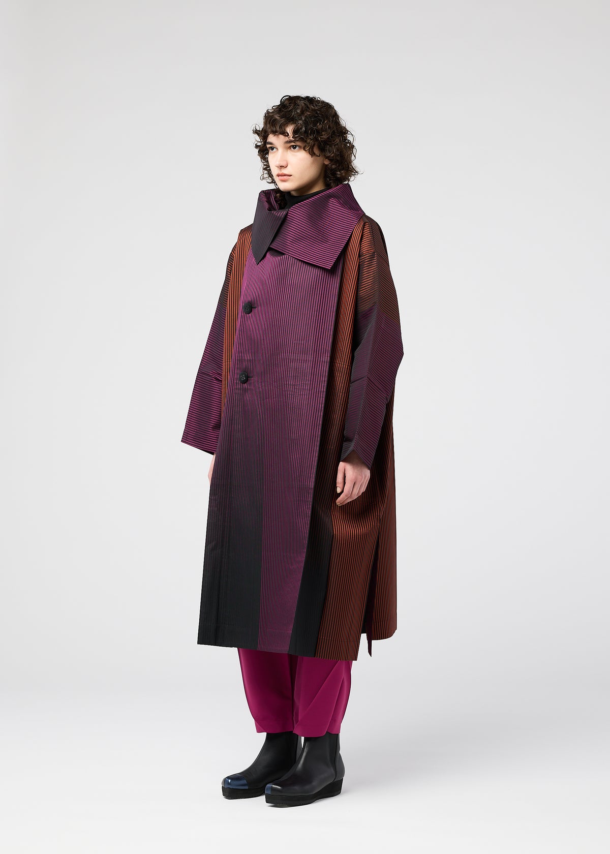 GRADATION COAT、ウィメンズ_ジャケット&コート_コート、着用画像2