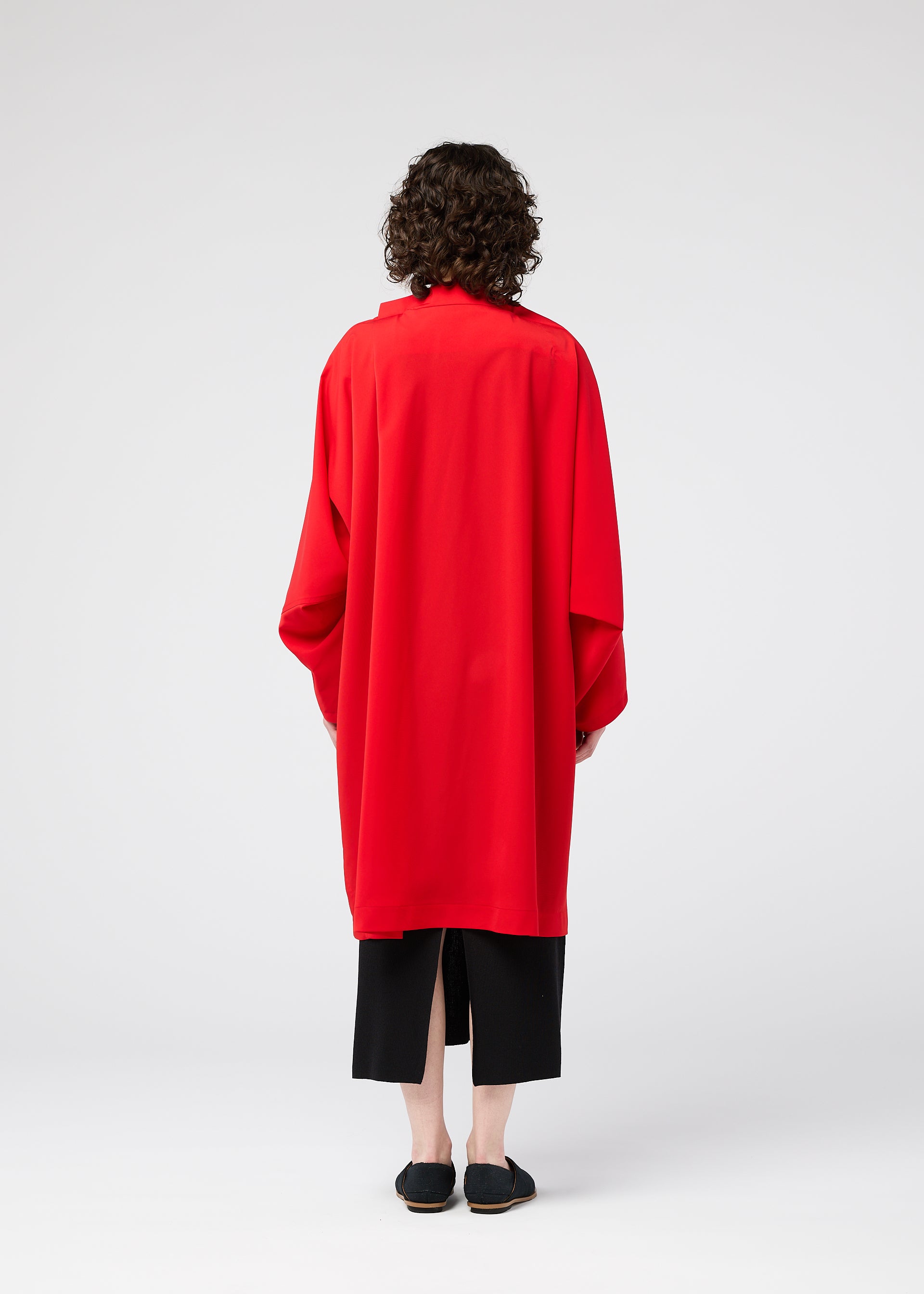 PARALLEL WRAP – isseymiyake.com