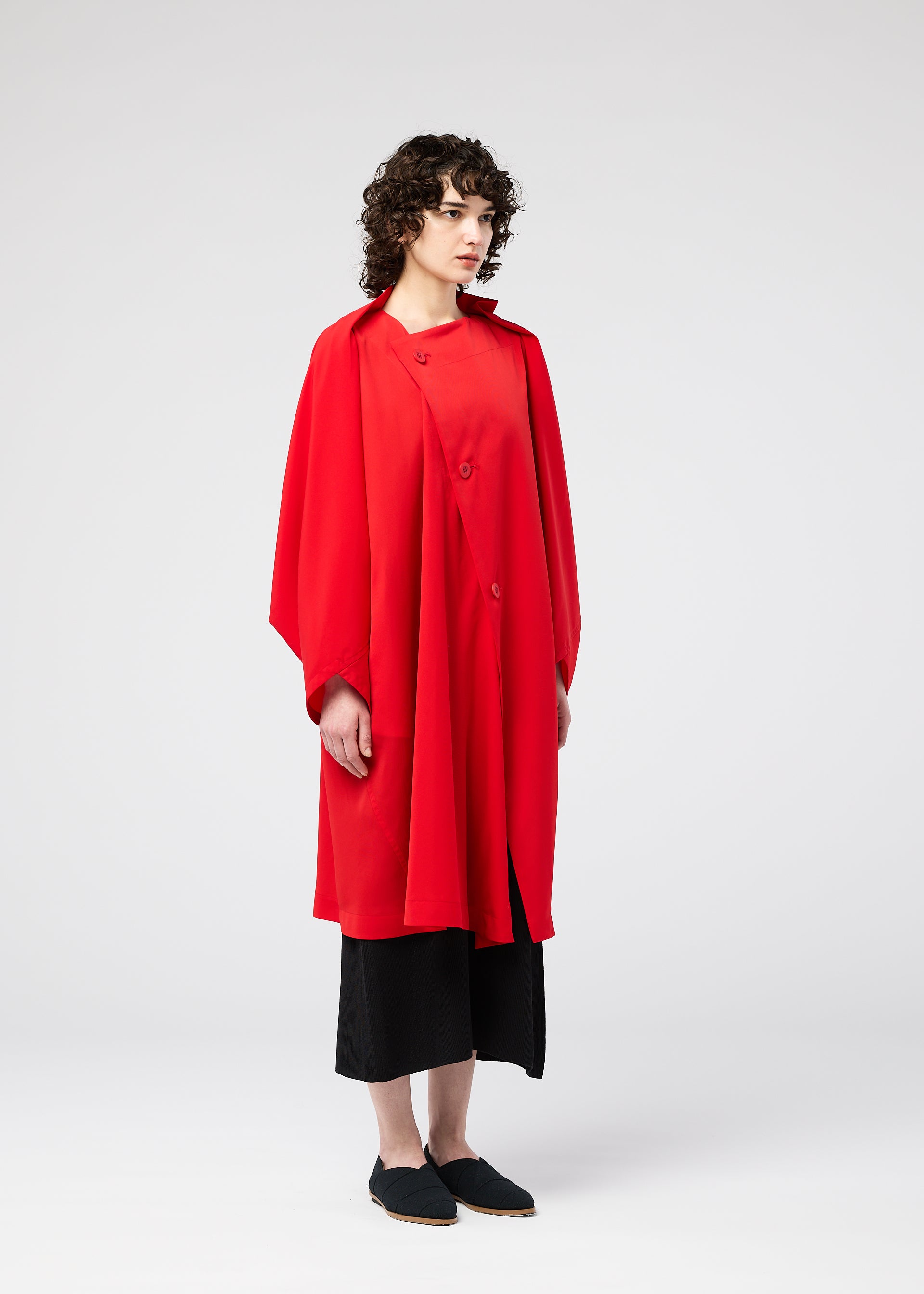 PARALLEL WRAP – isseymiyake.com