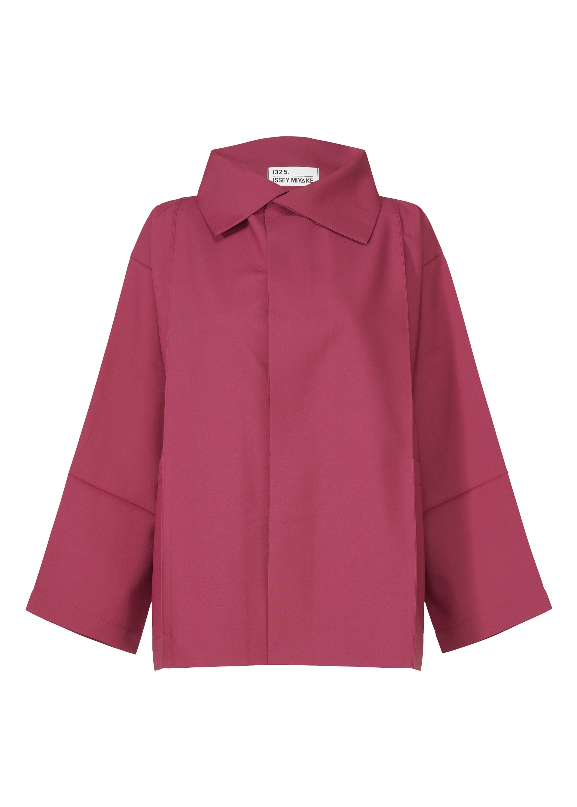 132 5. FLAT 1 – isseymiyake.com