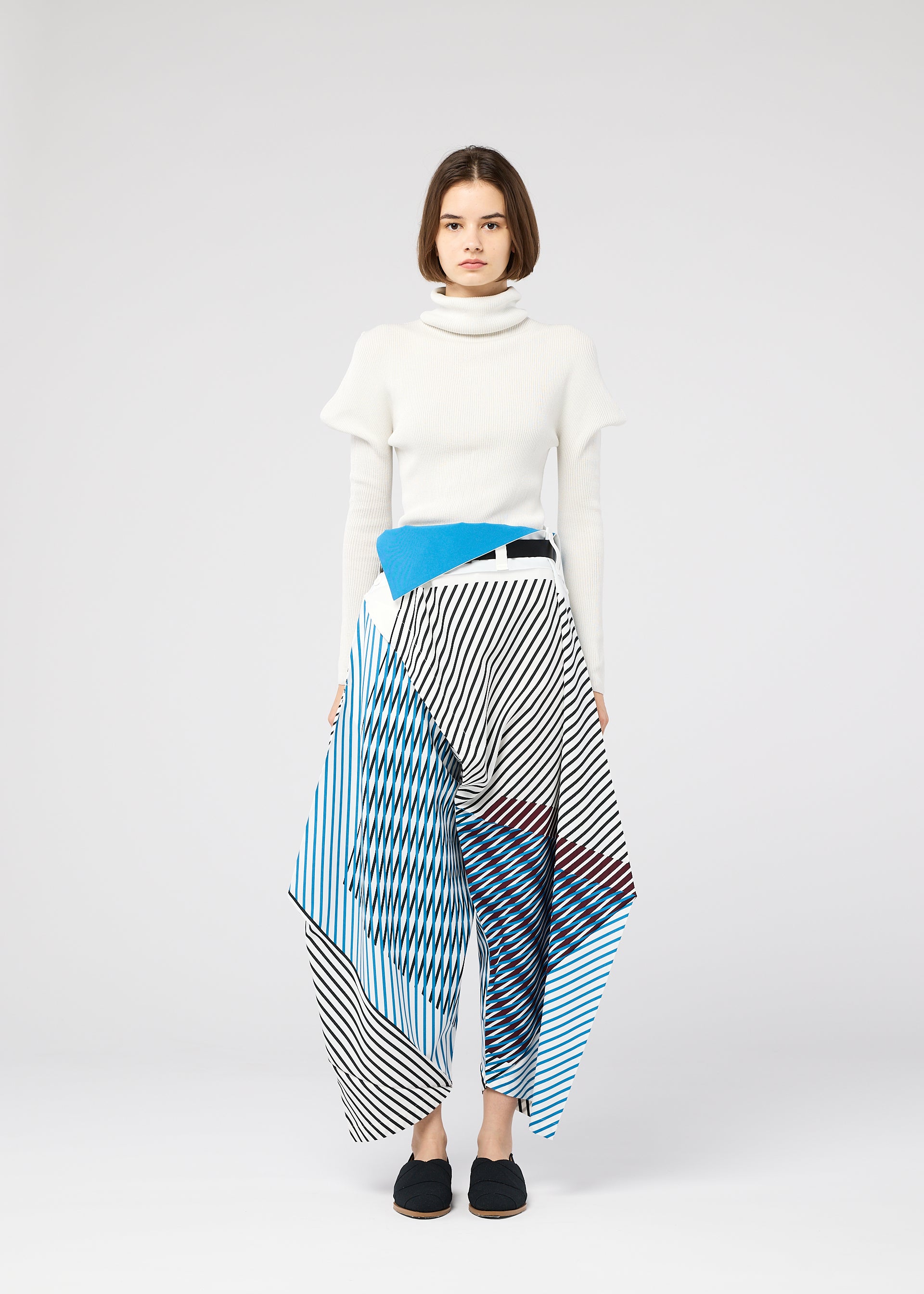 FACET、ウィメンズ_パンツ、着用画像1