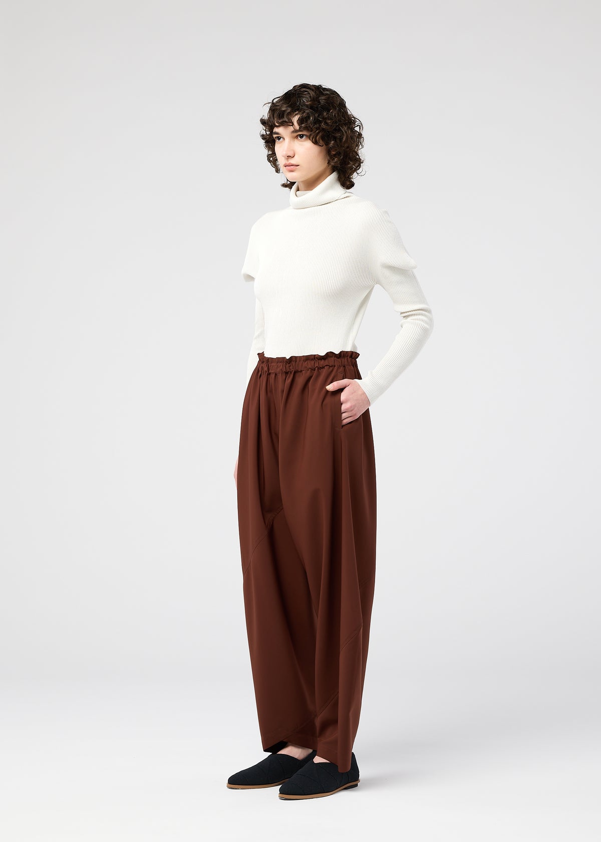 PARALLEL WRAP、ウィメンズ_パンツ、着用画像2