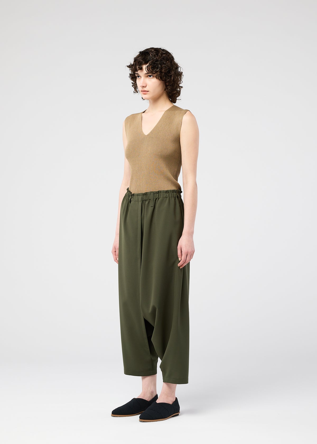 SEAMLESS、ウィメンズ_パンツ、着用画像2