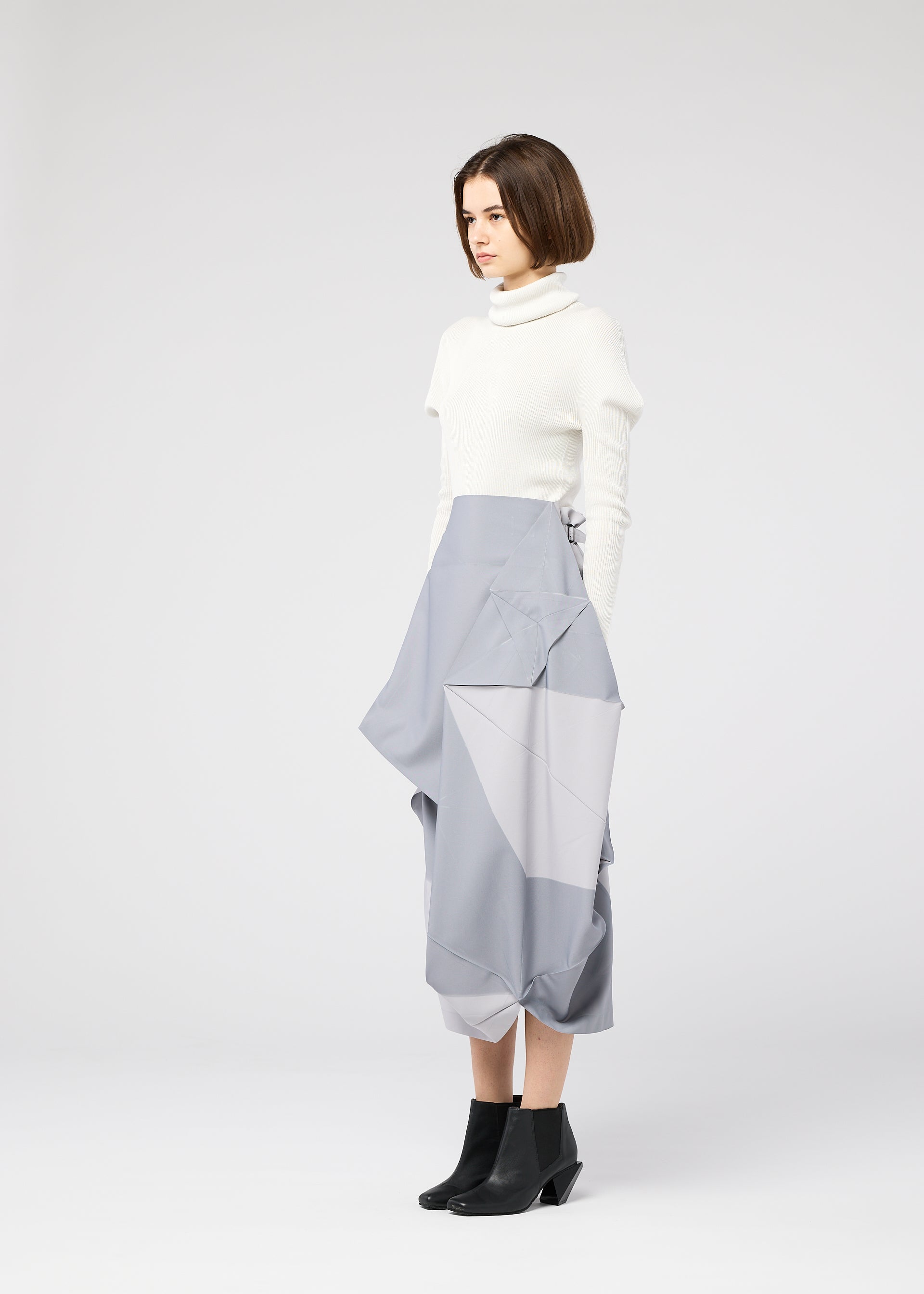 NO.17 PRINT – isseymiyake.com