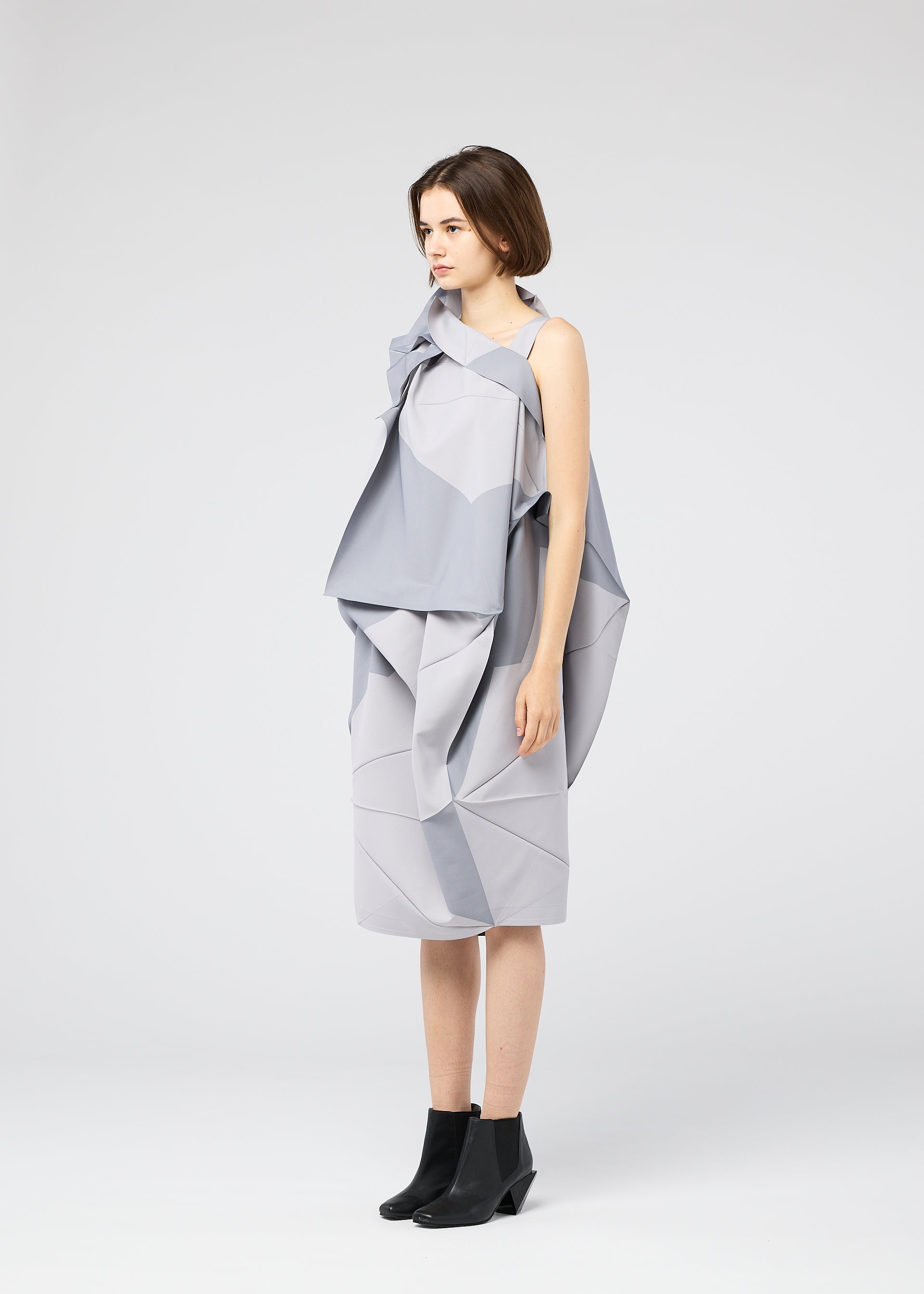 NO.17 PRINT – isseymiyake.com