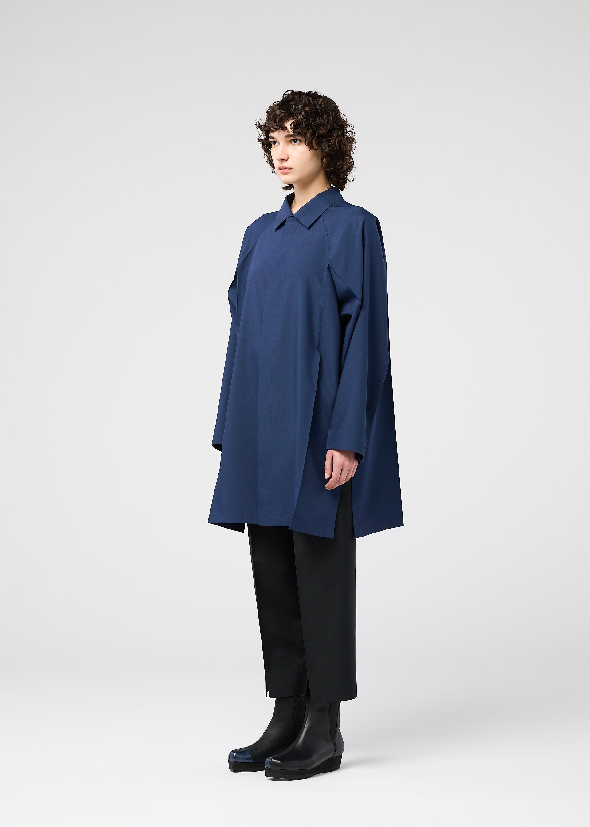 FOLD SHIRT、ウィメンズ_トップス_シャツ、着用画像2