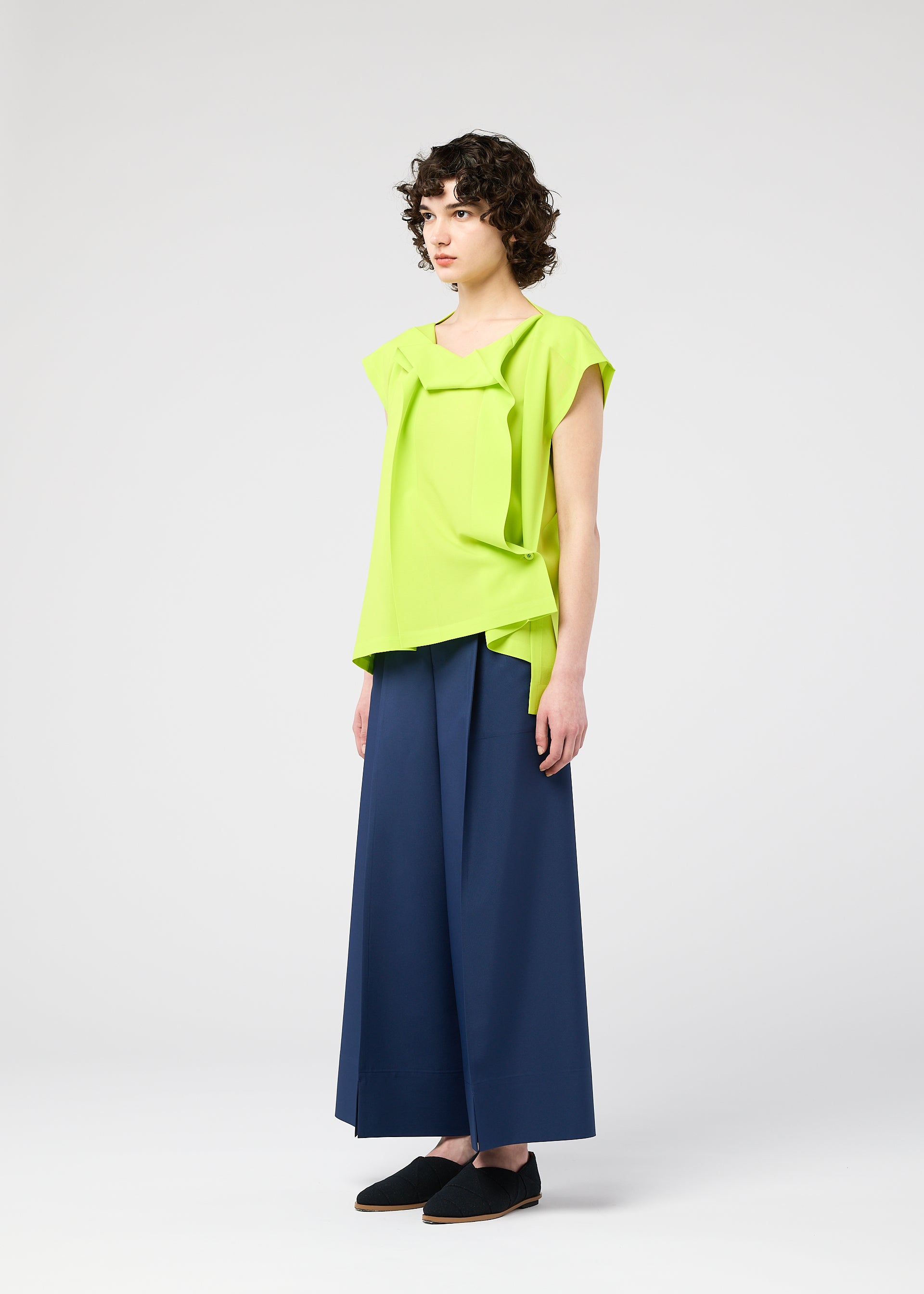 FLAT TUCK T、ウィメンズ_トップス_トップ、着用画像3