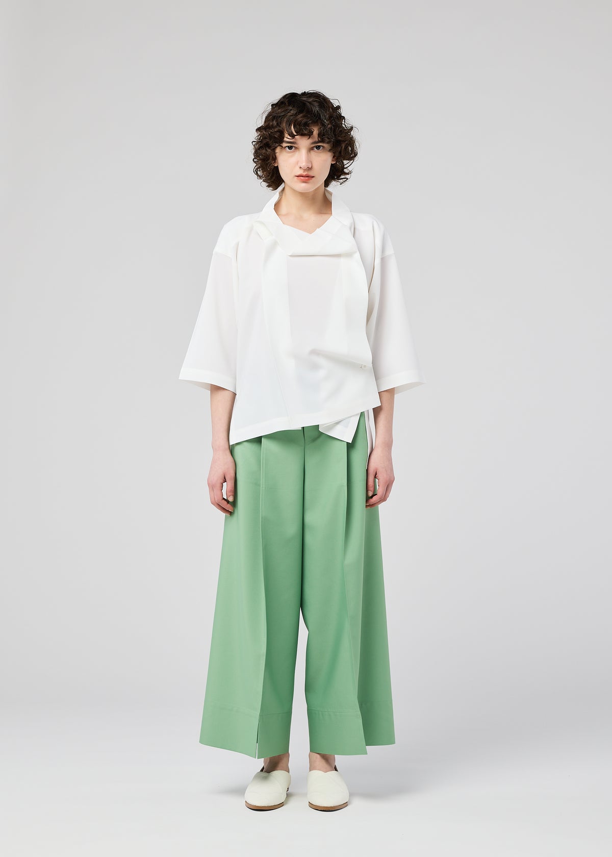 FLAT TUCK T、ウィメンズ_トップス_トップ、着用画像2