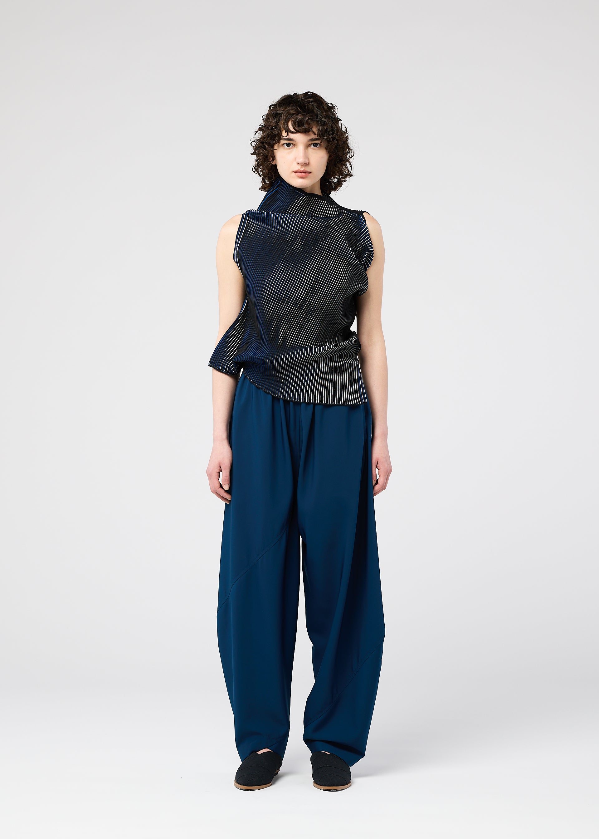 132 5. ISSEY MIYAKE – isseymiyake.com