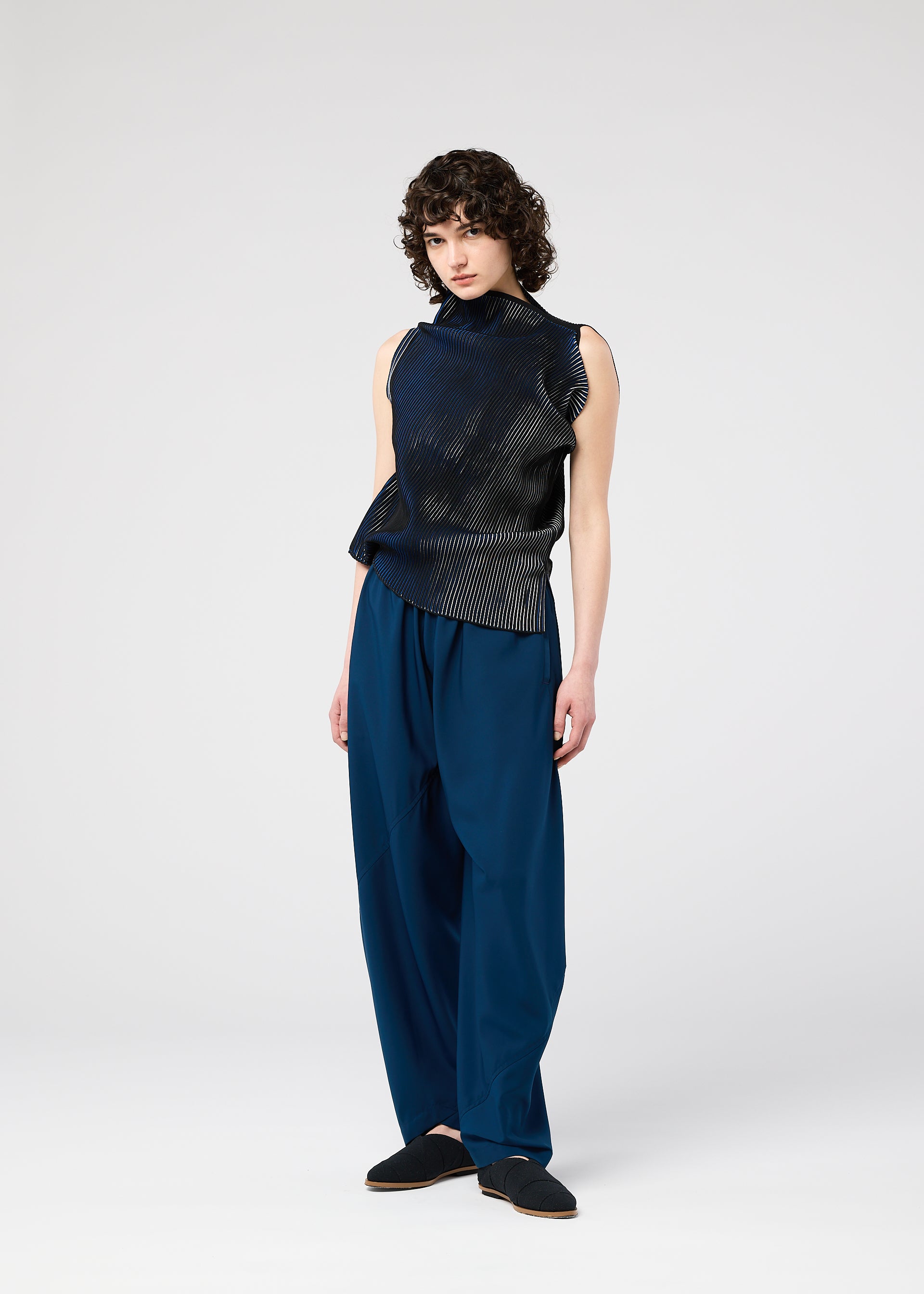 FACET KNIT – isseymiyake.com