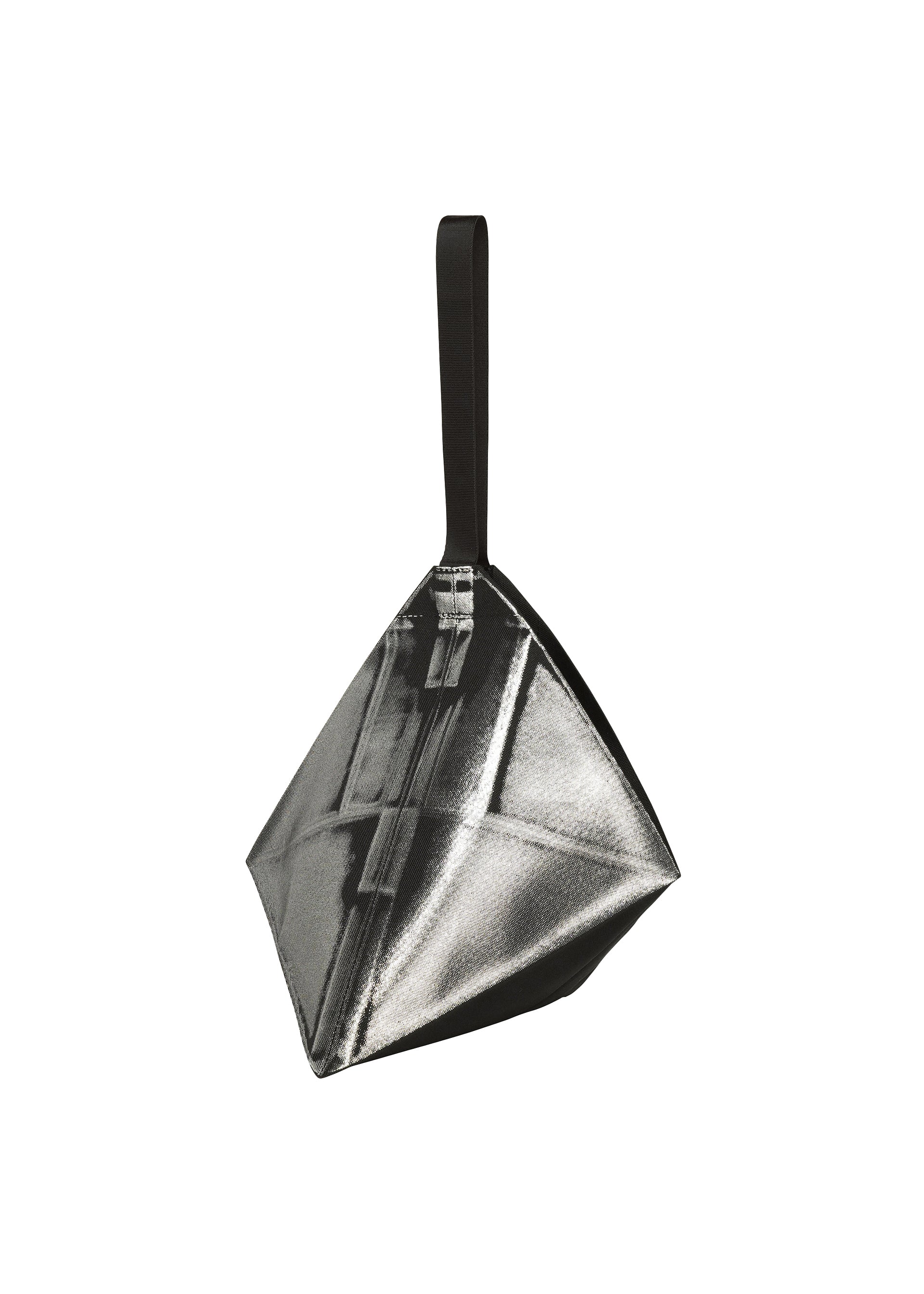 132 5. ISSEY MIYAKE – isseymiyake.com