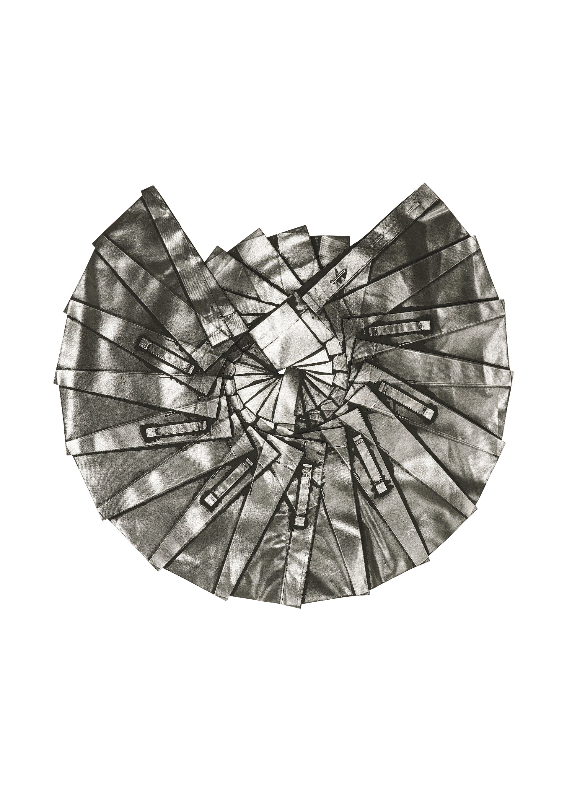 No.3-1 – isseymiyake.com