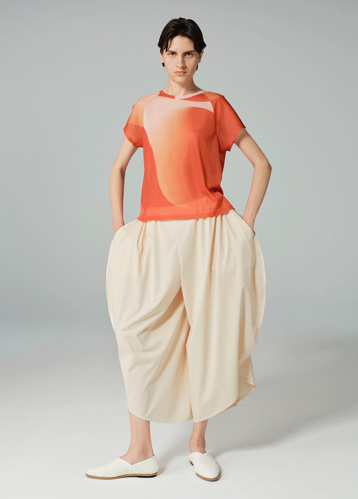 132 5. ISSEY MIYAKE LOOK 34