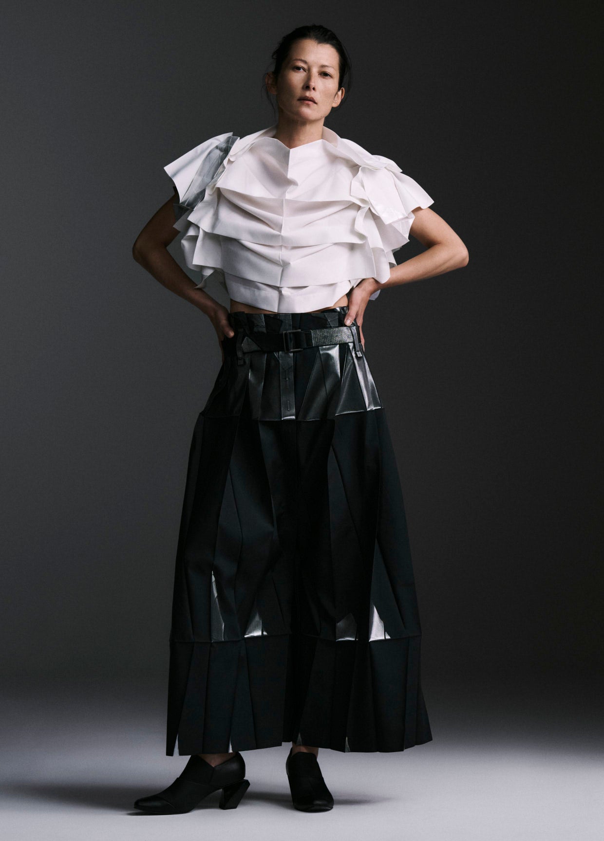 132 5. ISSEY MIYAKE LOOK 11