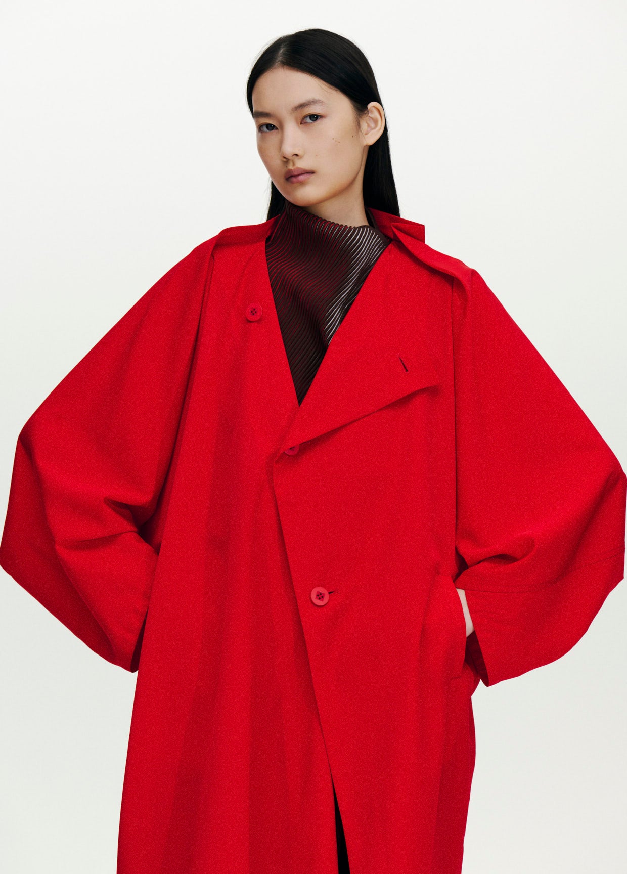 132 5. ISSEY MIYAKE LOOK 15