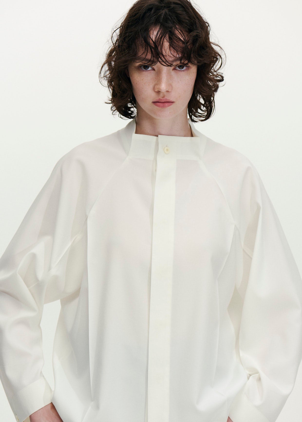 132 5. ISSEY MIYAKE LOOK 11