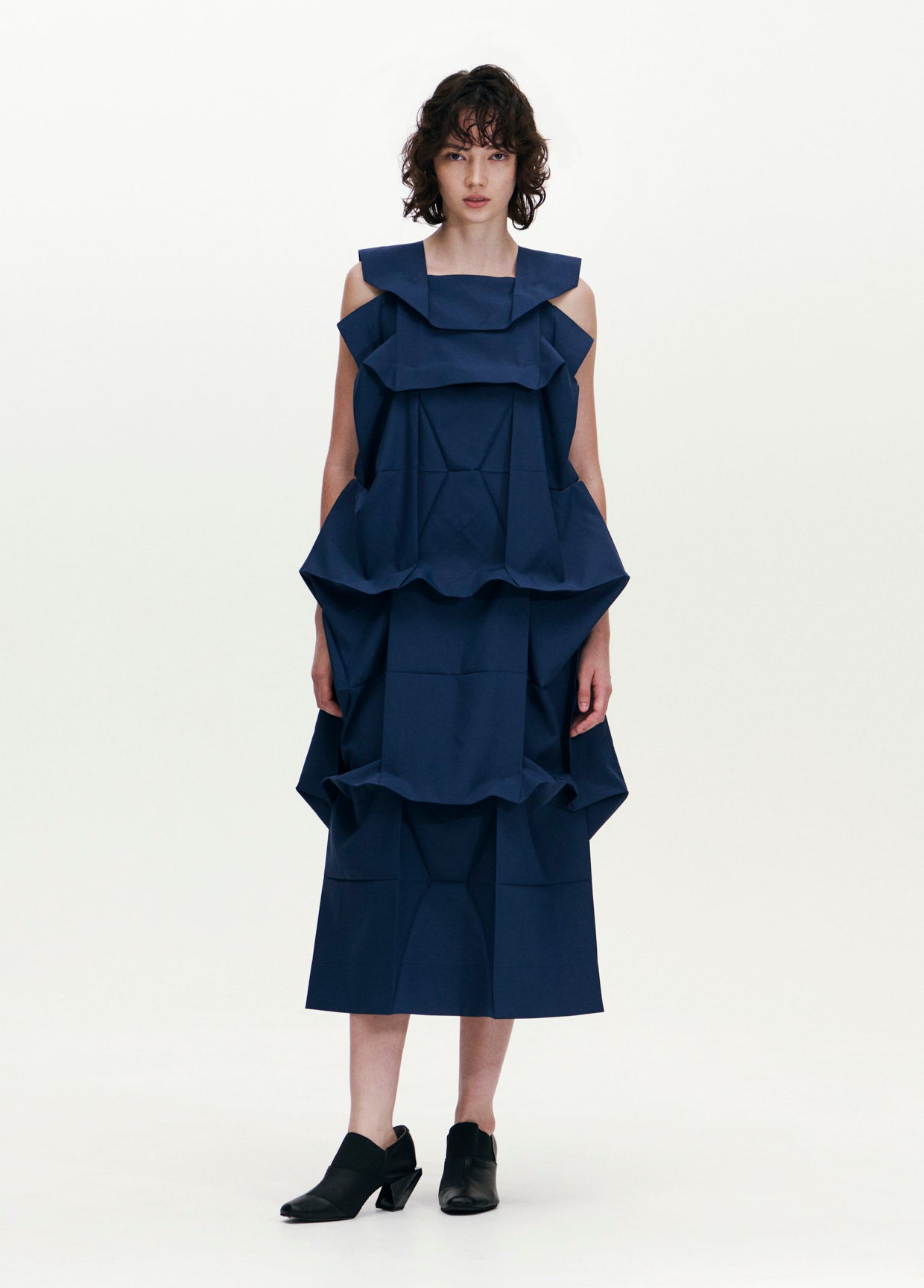 132 5. ISSEY MIYAKE – isseymiyake.com