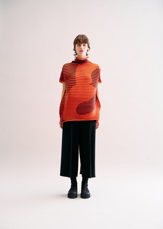 MEANDER KNIT、ウィメンズ_トップス_トップ、着用画像1