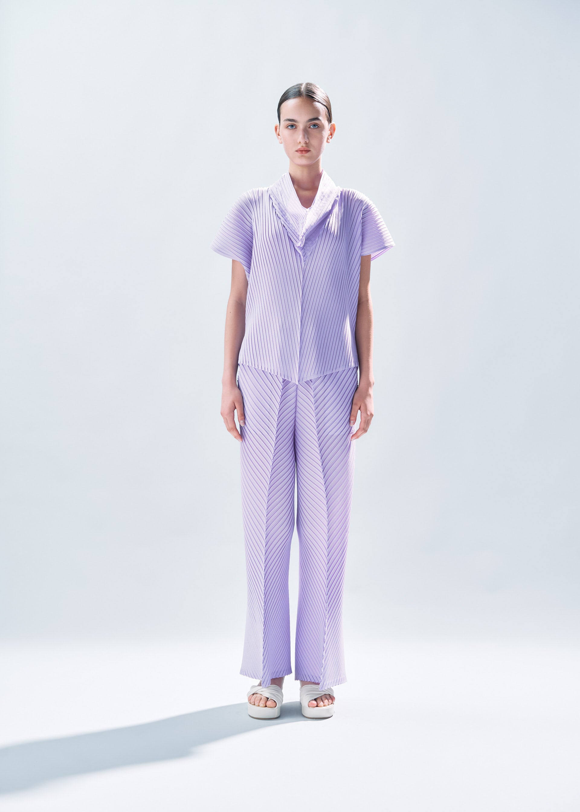 ウィメンズ/パンツ – isseymiyake.com ウィメンズ/パンツ – isseymiyake.com
