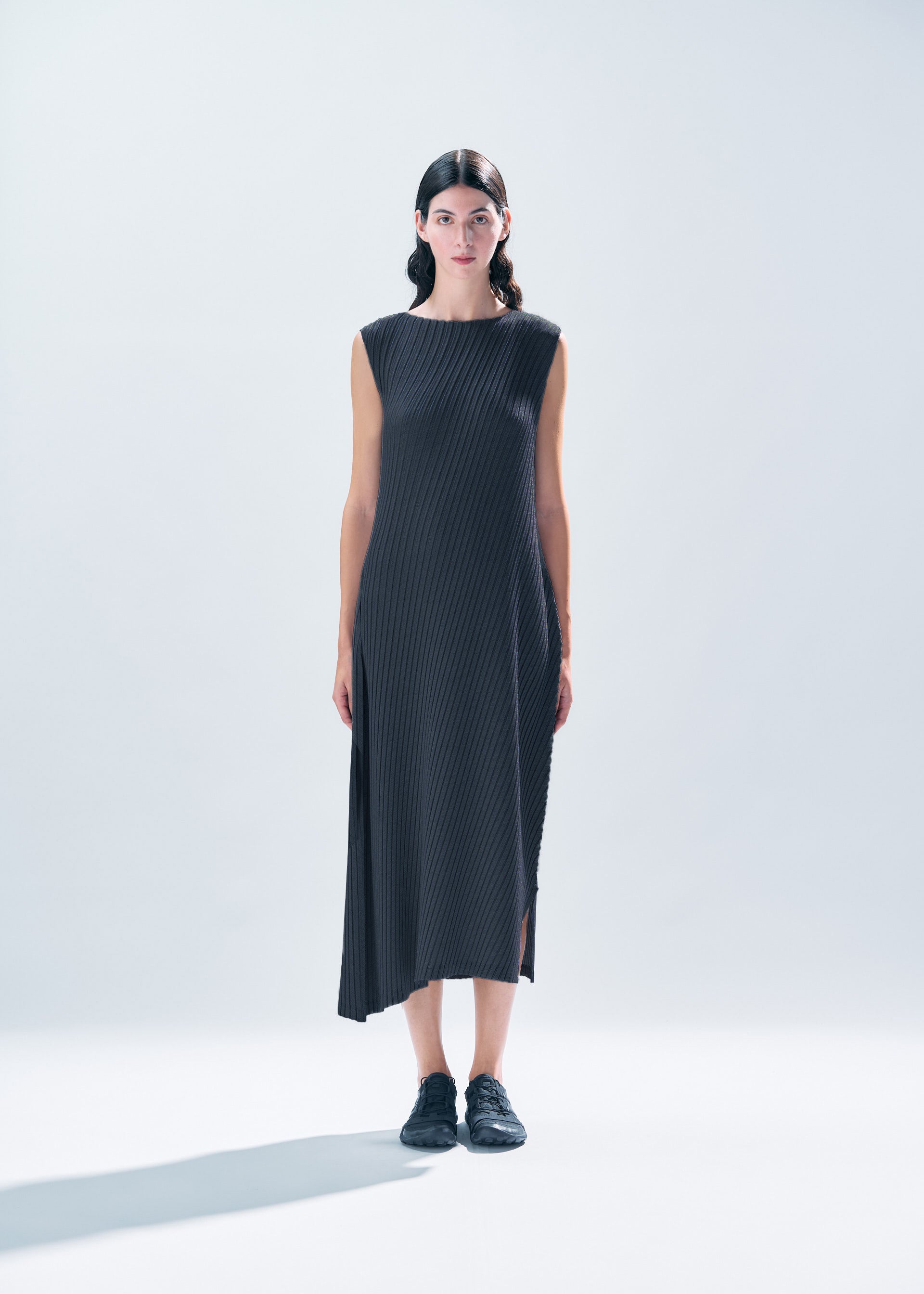 ウィメンズ/ワンピース – isseymiyake.com ウィメンズ/ワンピース – isseymiyake.com
