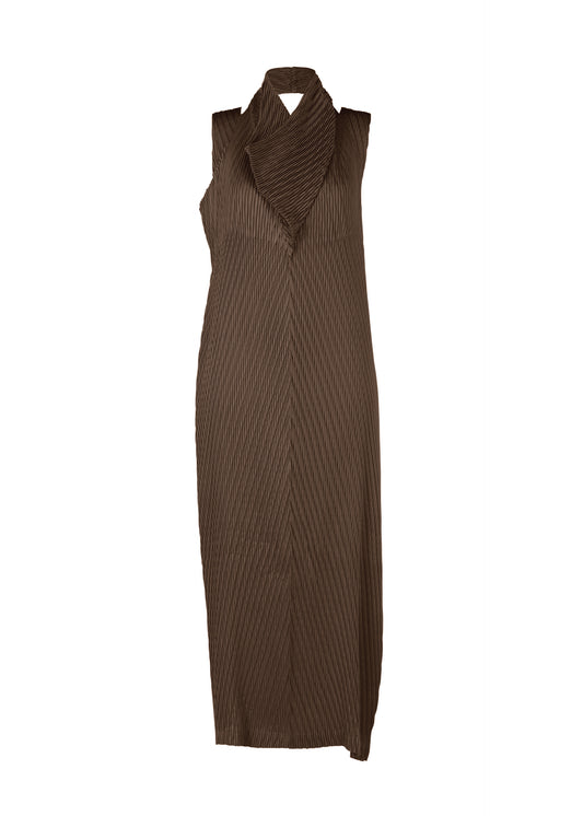 イッセイミヤケ ワンピース美品（401） くり抜く 