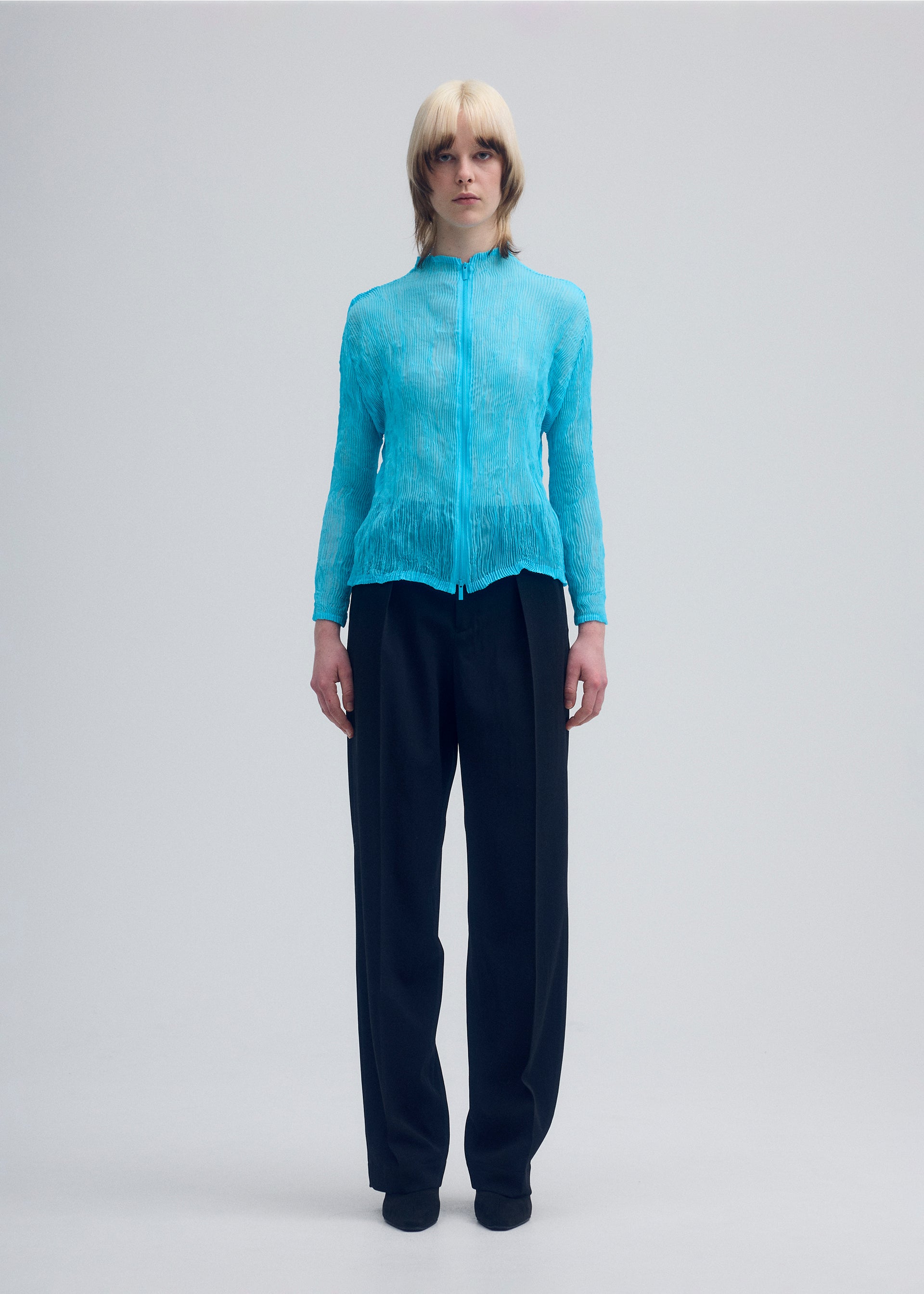 CHIFFON TWIST 2 – isseymiyake.com|半袖 CHIFFON TWIST 2 – isseymiyake.com|半袖