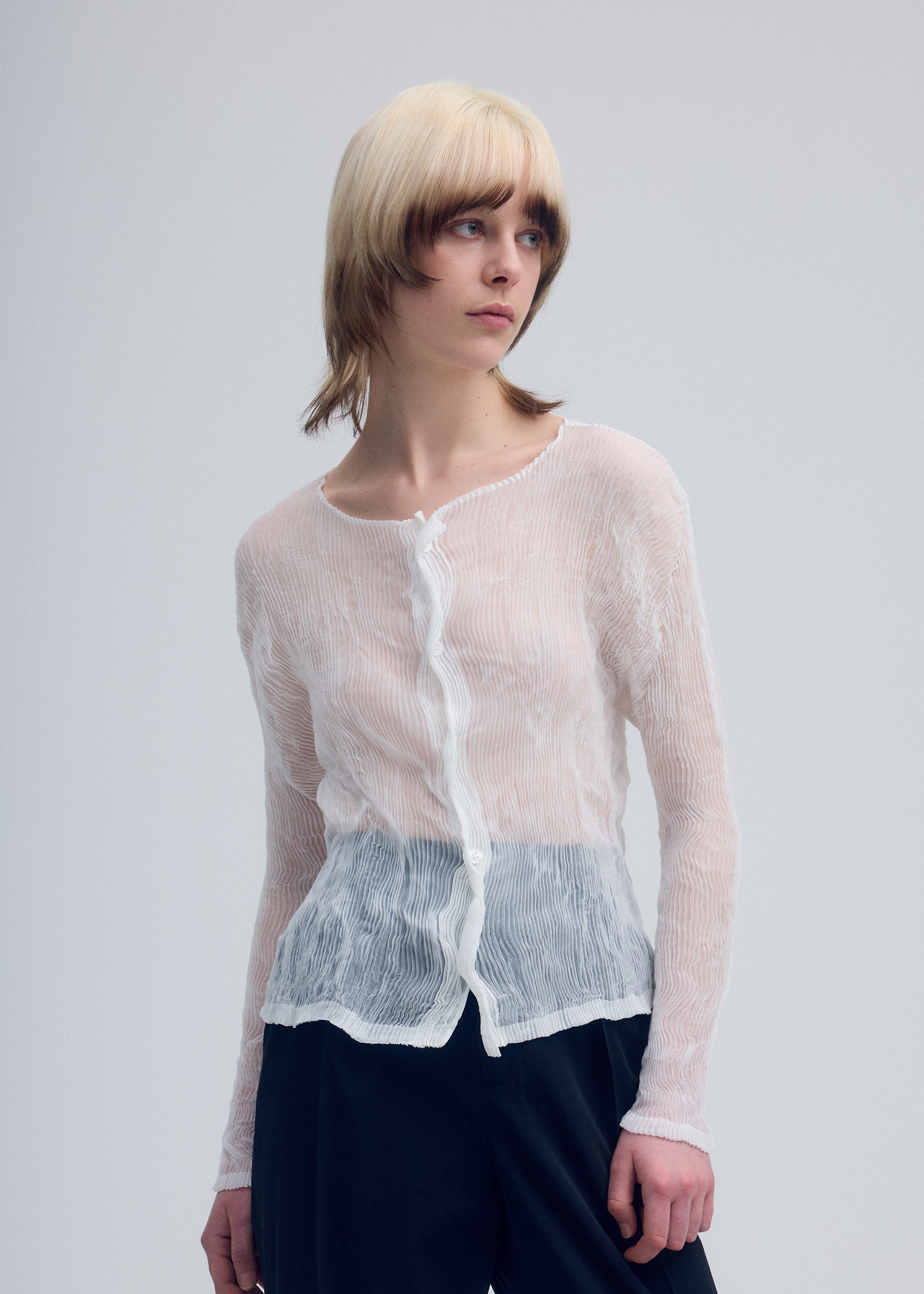 CHIFFON TWIST BK/WT-48 – isseymiyake.com