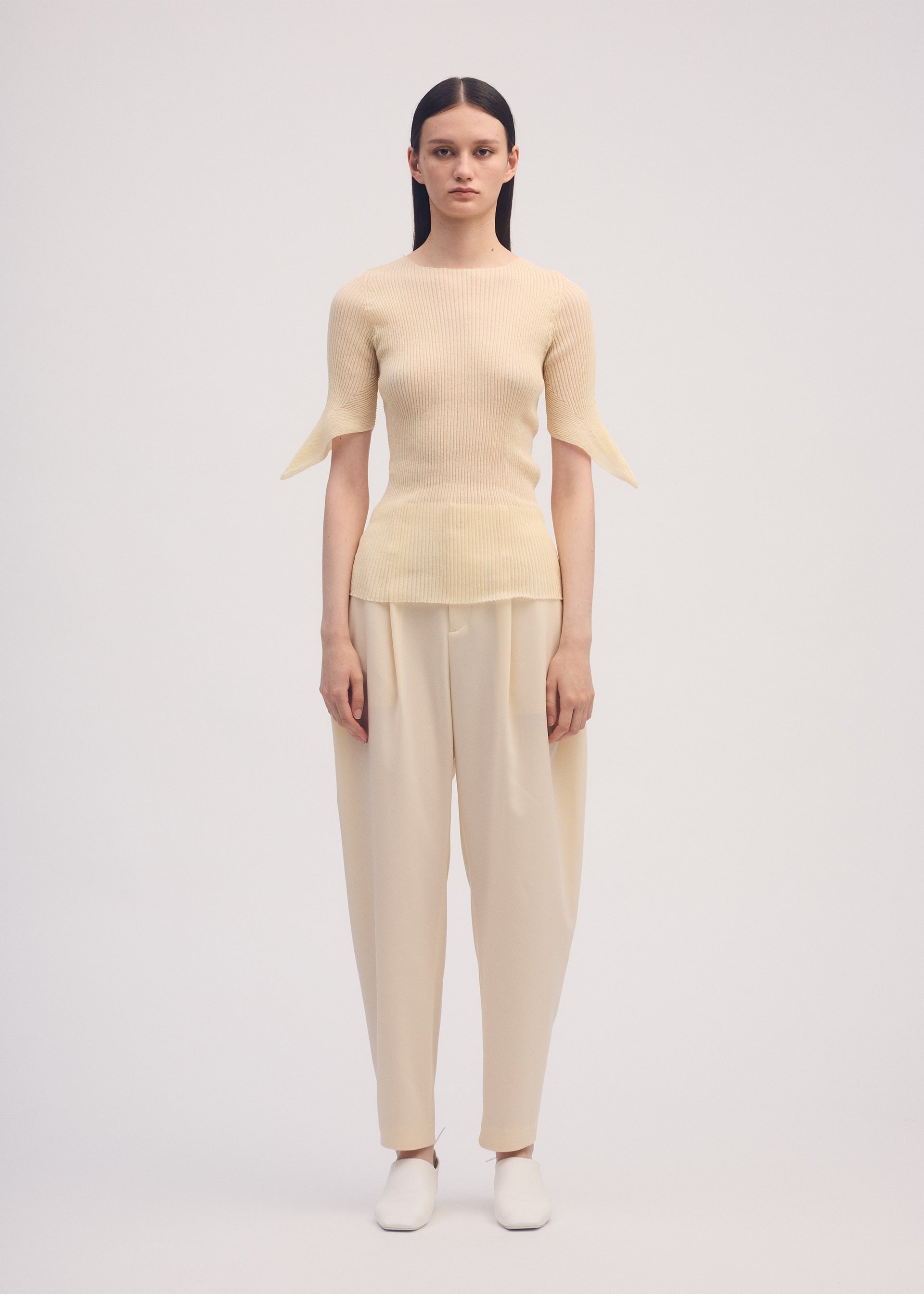 ウィメンズ/パンツ – isseymiyake.com ウィメンズ/パンツ – isseymiyake.com