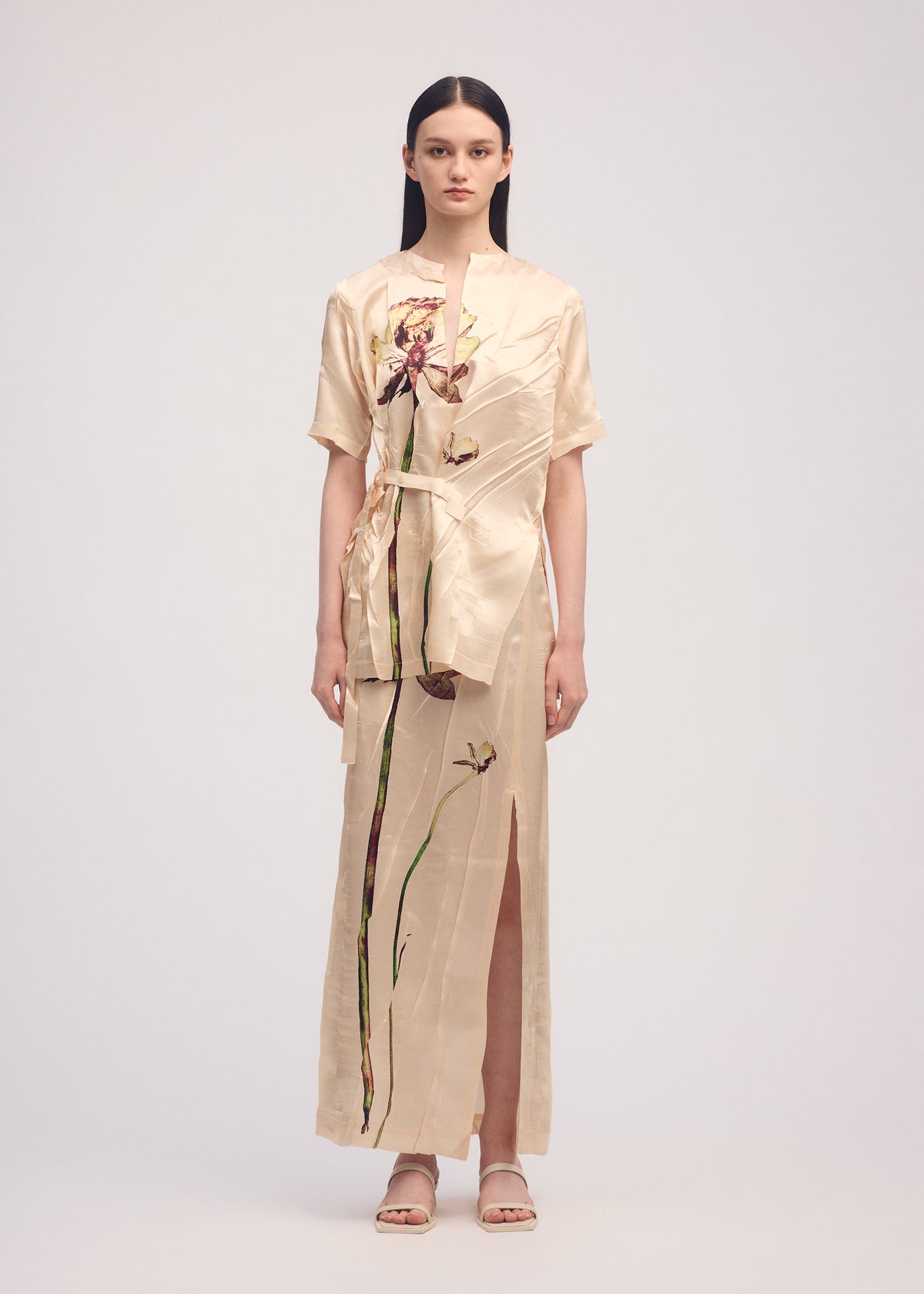 PRESSED FLORA – isseymiyake.com