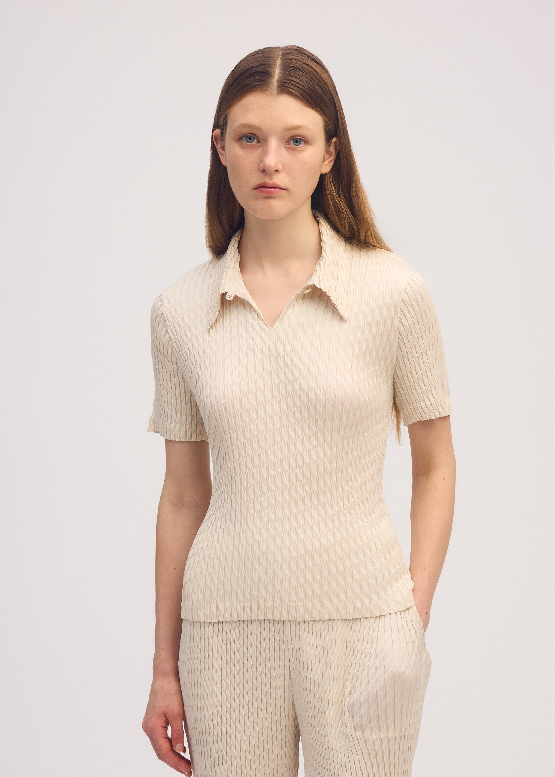 SLEEK PLEATS、ウィメンズ_トップス_トップ、着用画像2
